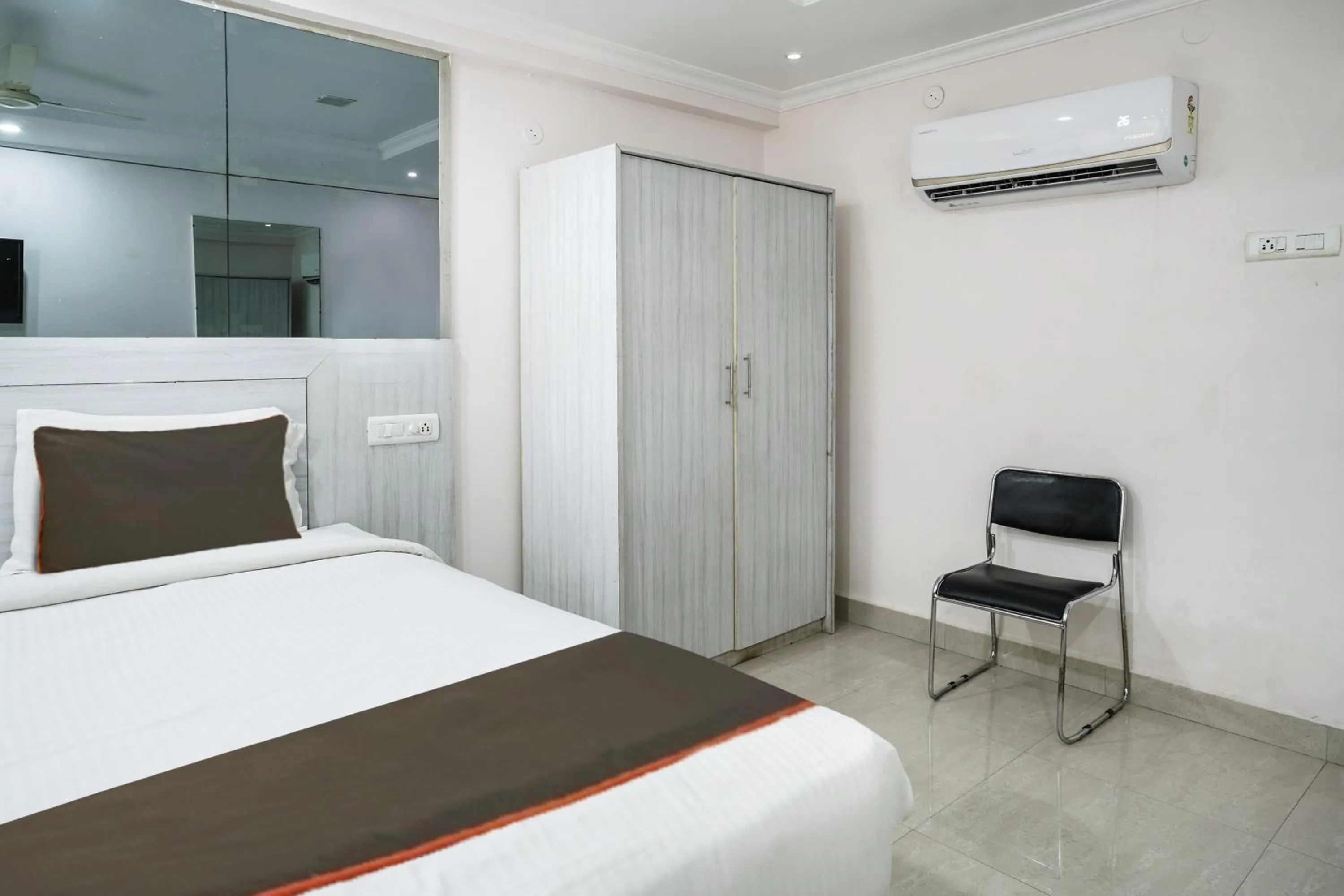 Bedroom in Collection O Avm Castle