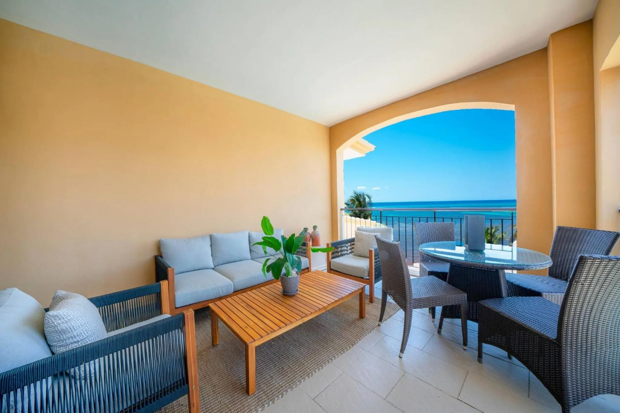 Balcony/Terrace in Condo Surf 405 - Luxury Oceanview Beachfront 3 BR with Gym - At El Faro Condos