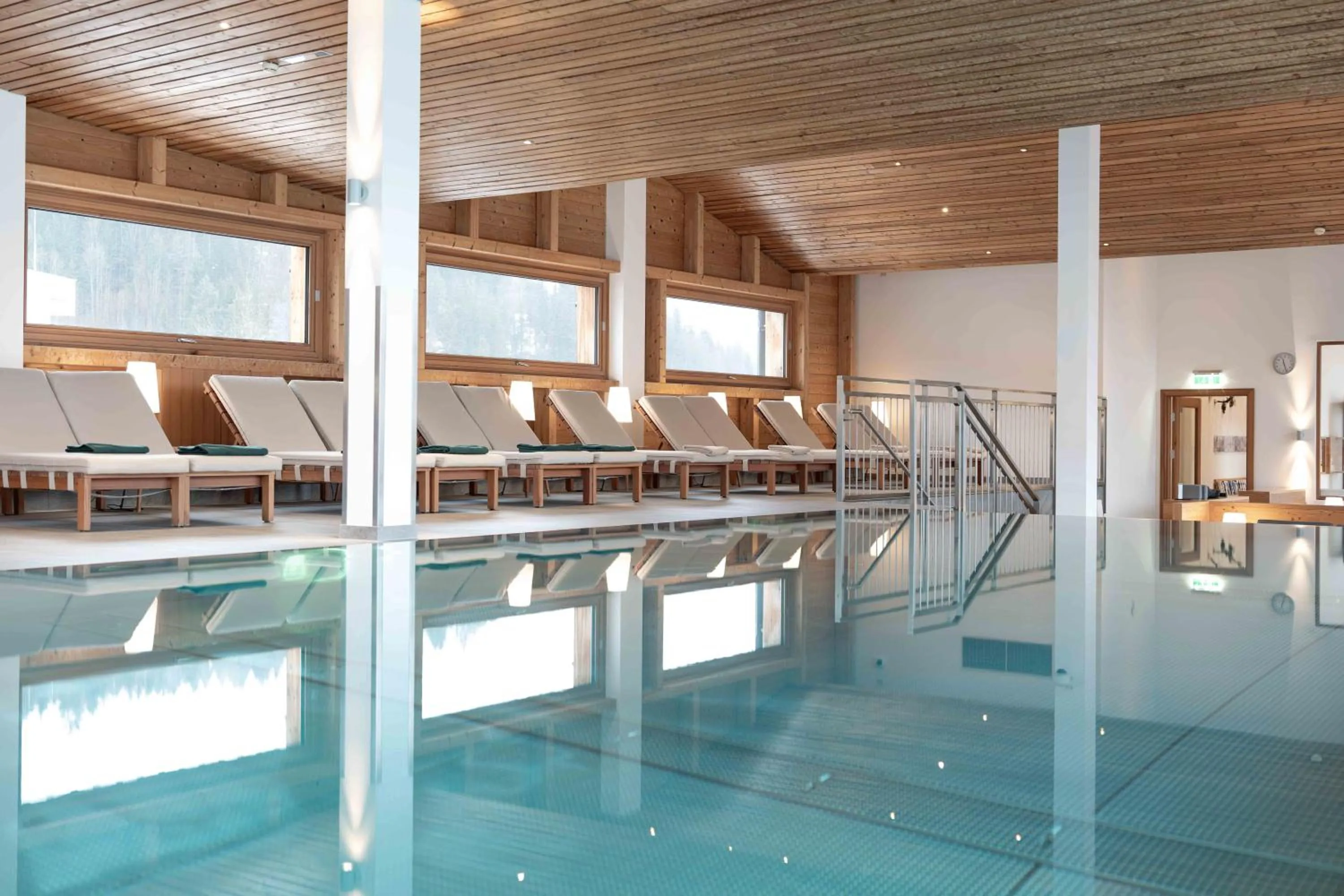 Swimming pool in SPA Hotel Erzherzog Johann