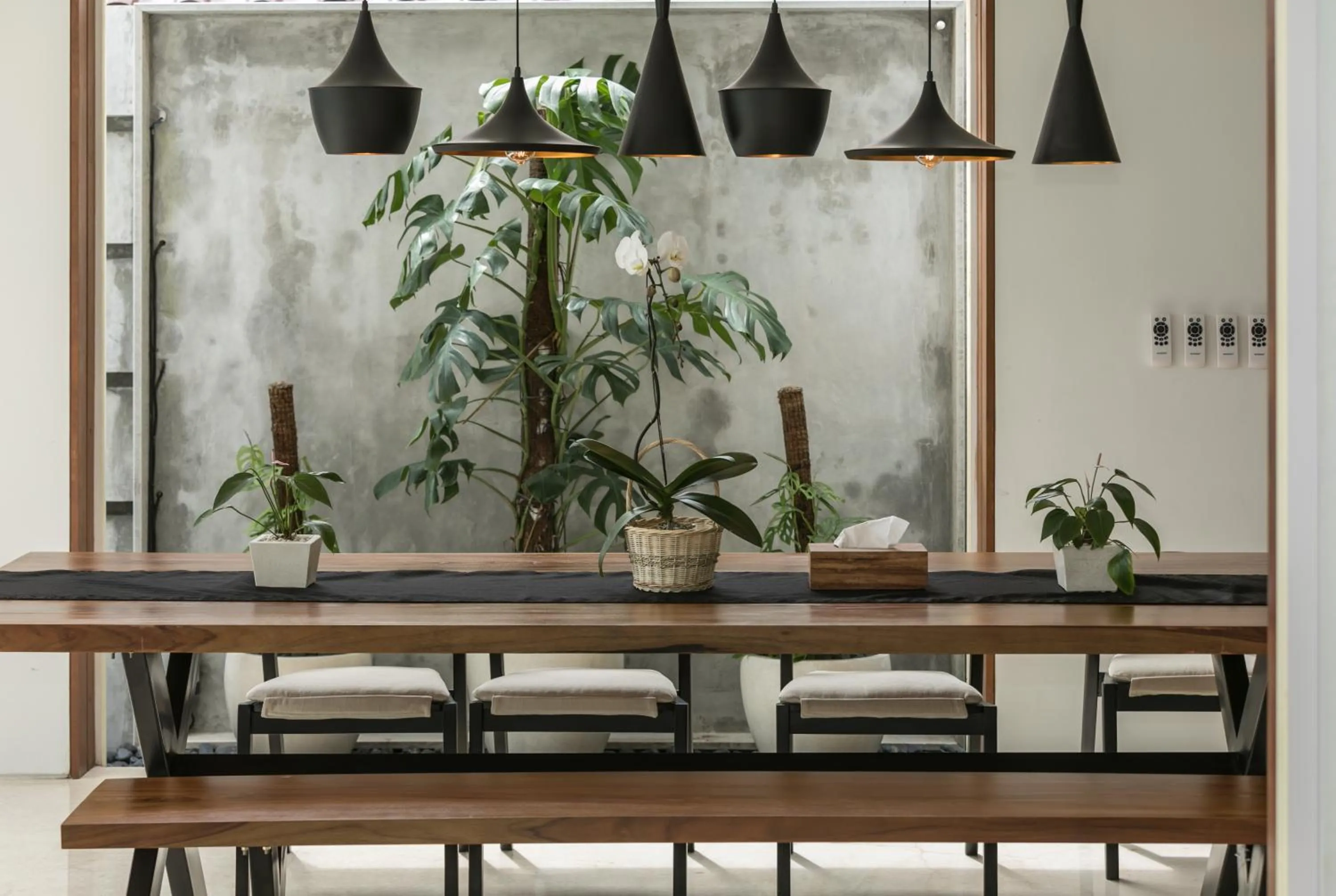 Restaurant/places to eat in Villa NVL Canggu by Nagisa Bali