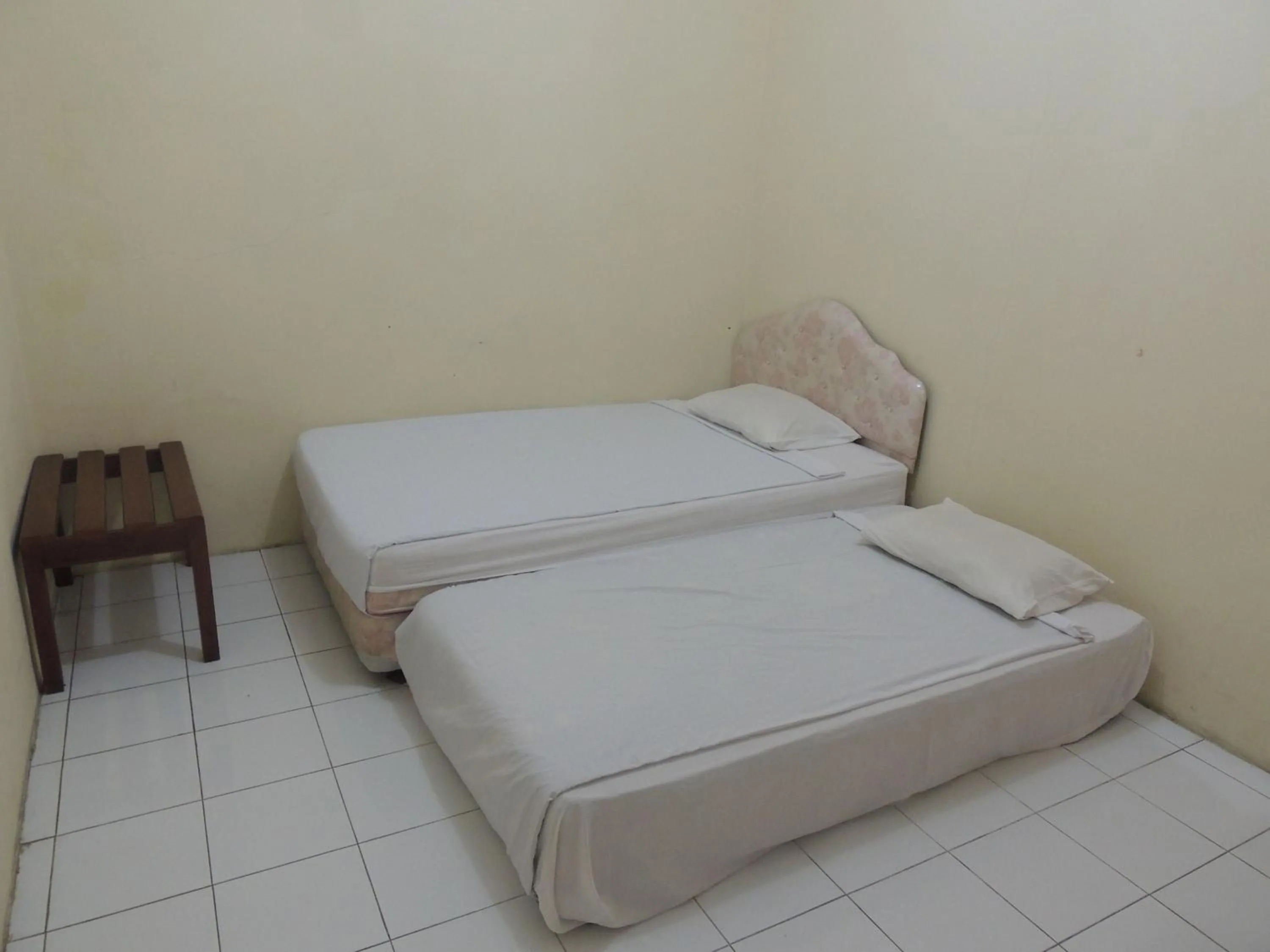 Photo of the whole room in Resort Agrowisata Perkebunan Tambi