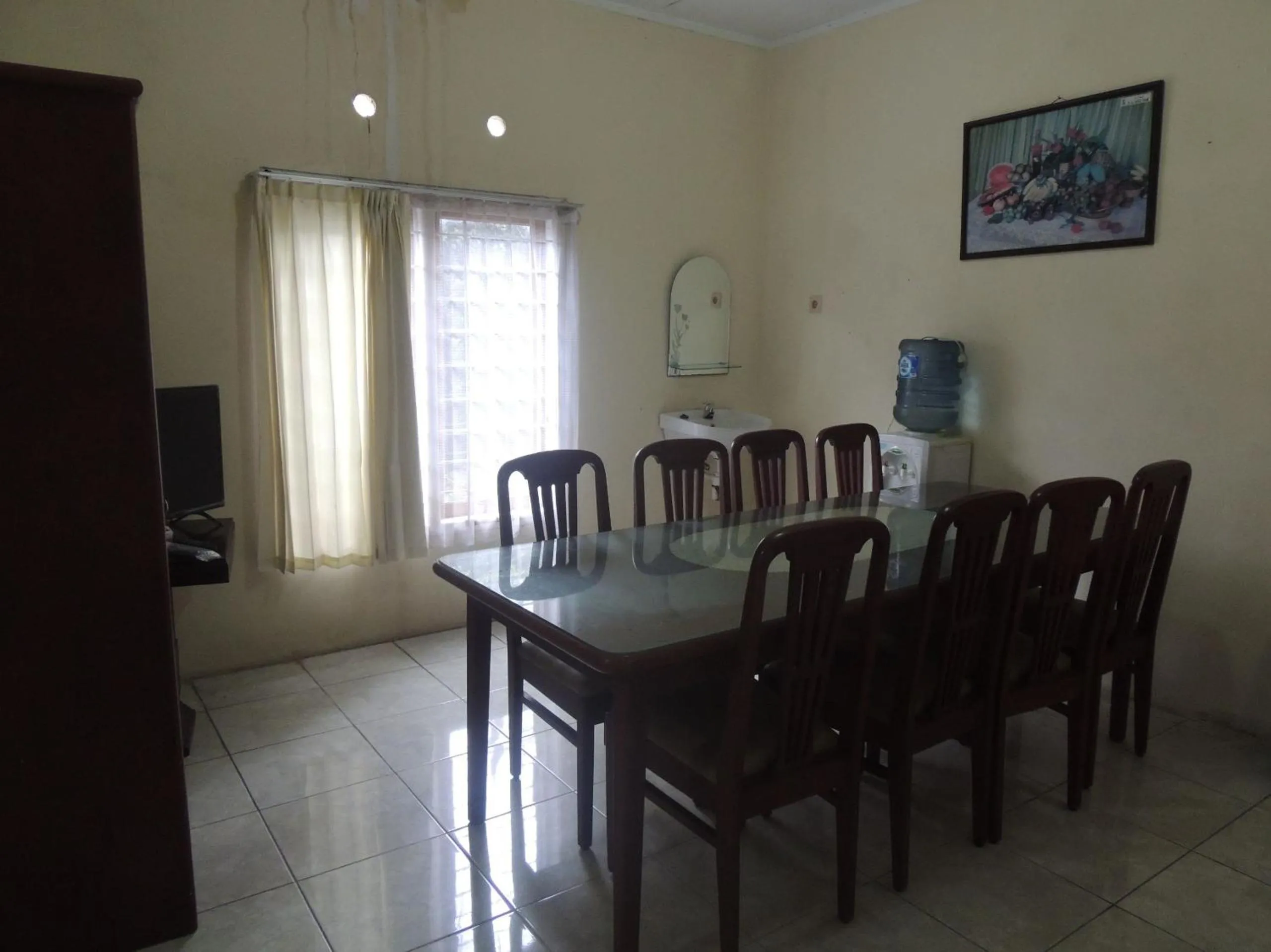 Dining area in Resort Agrowisata Perkebunan Tambi