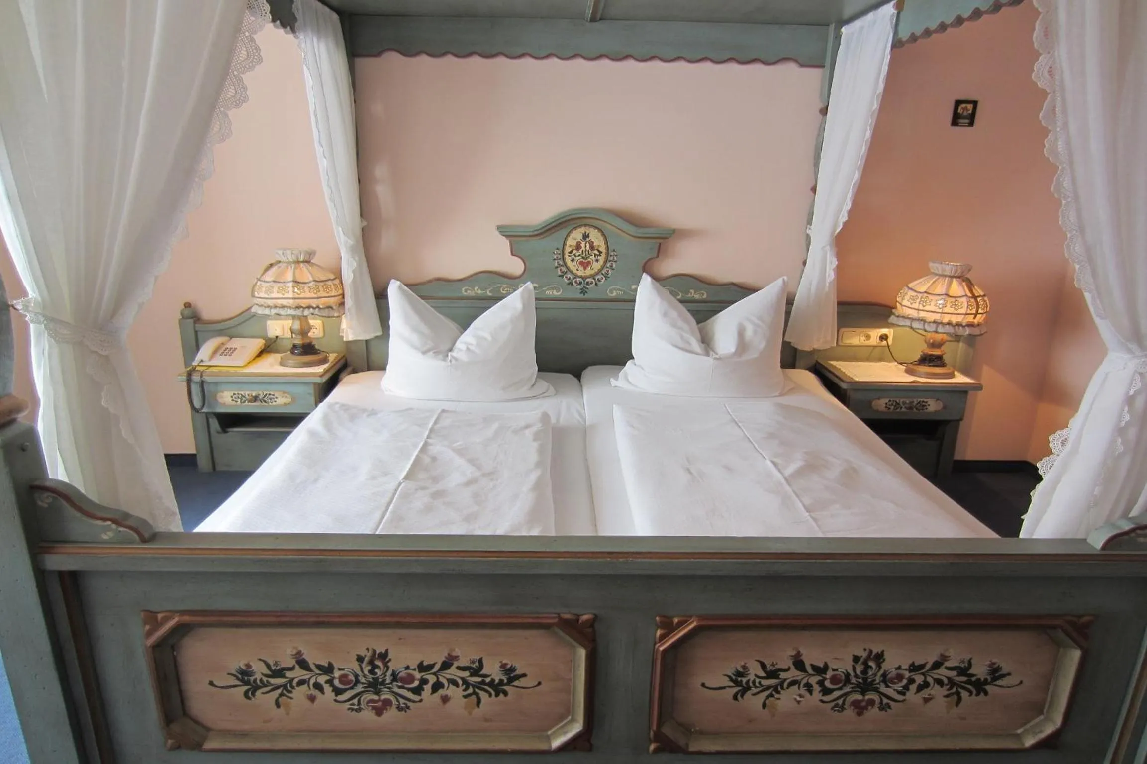 Bed in Hotel Plainbrücke | self check-in