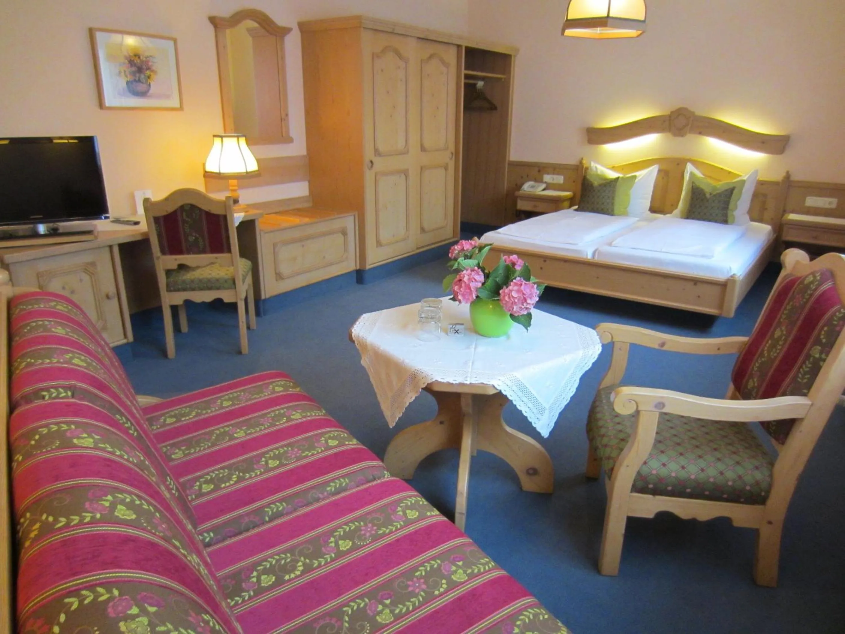 Bed in Hotel Plainbrücke | self check-in