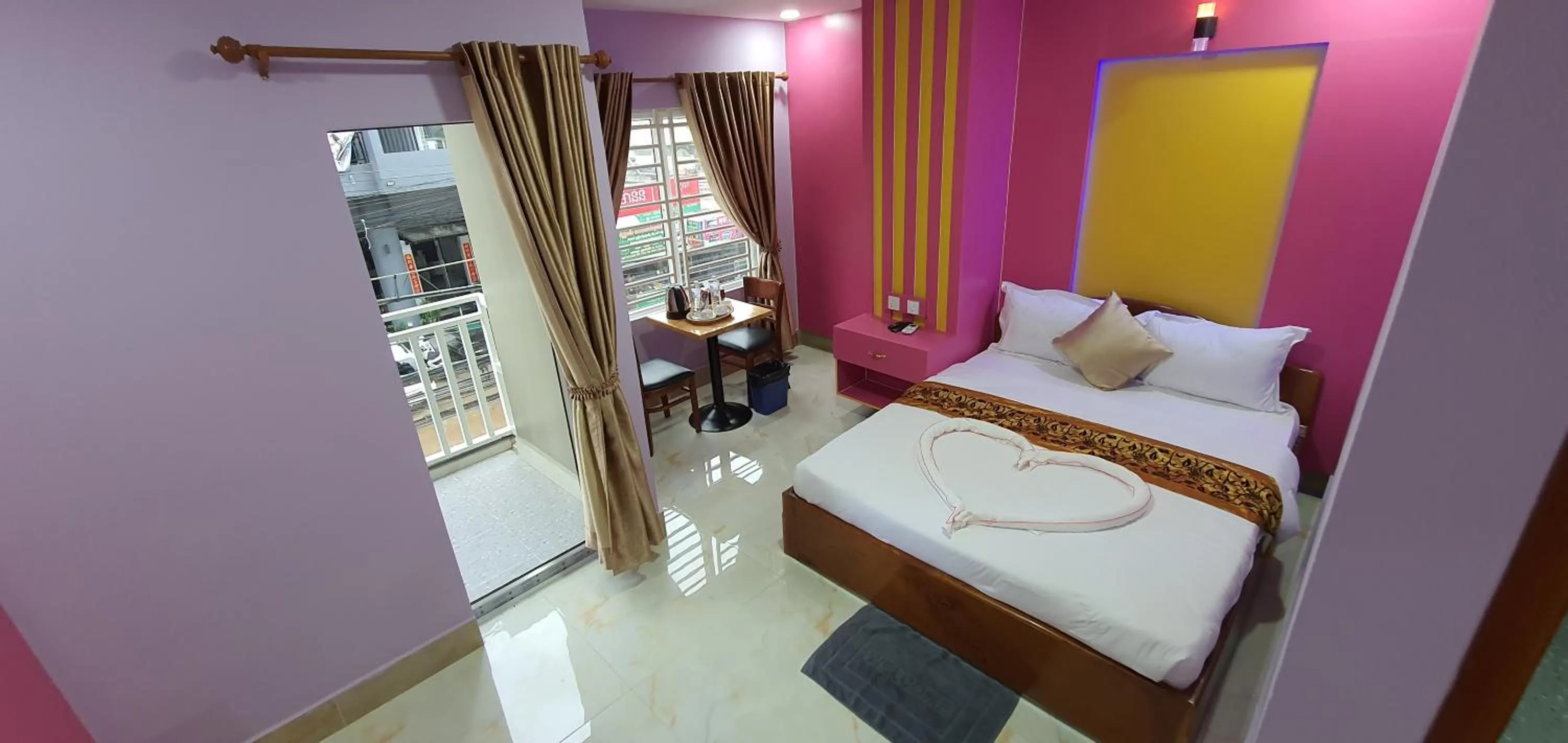 Bed in Pheng Chenda Hotel