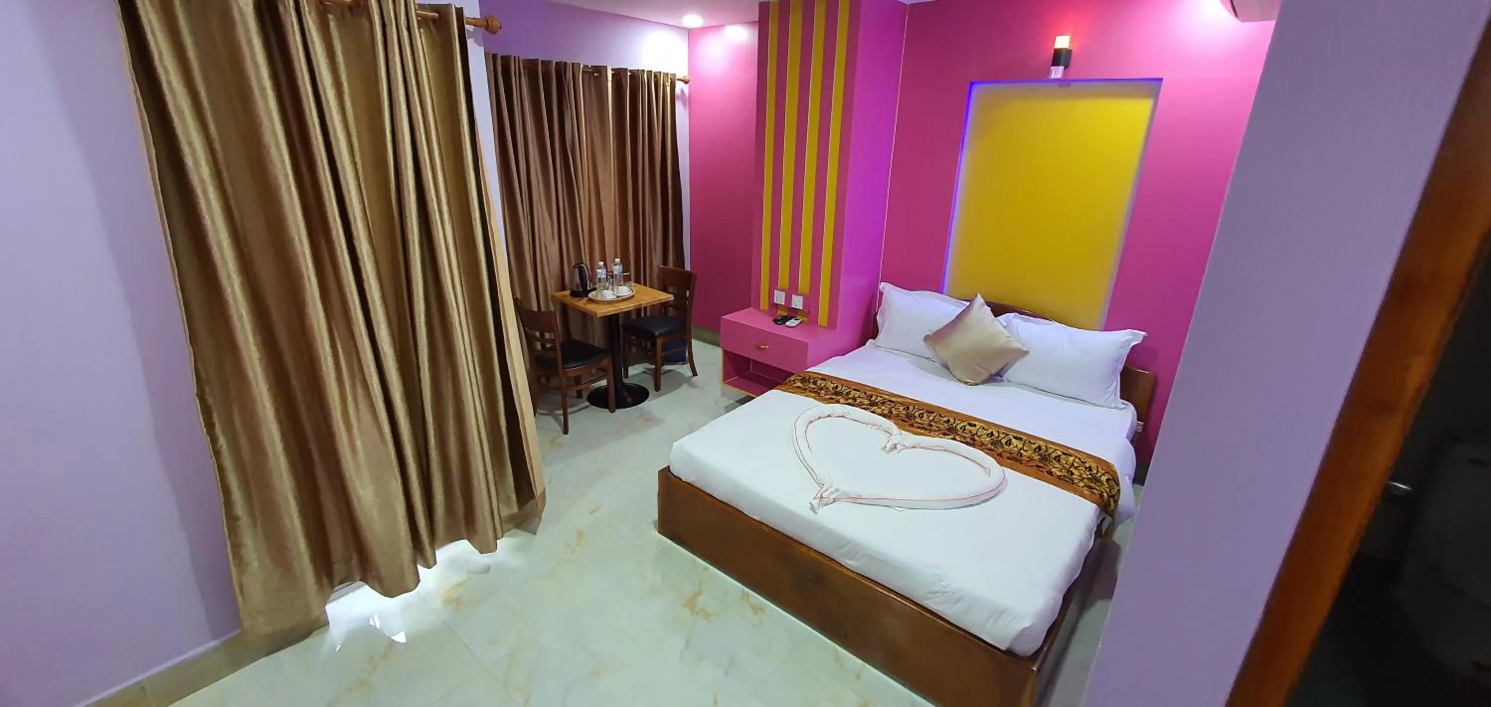 Bed in Pheng Chenda Hotel