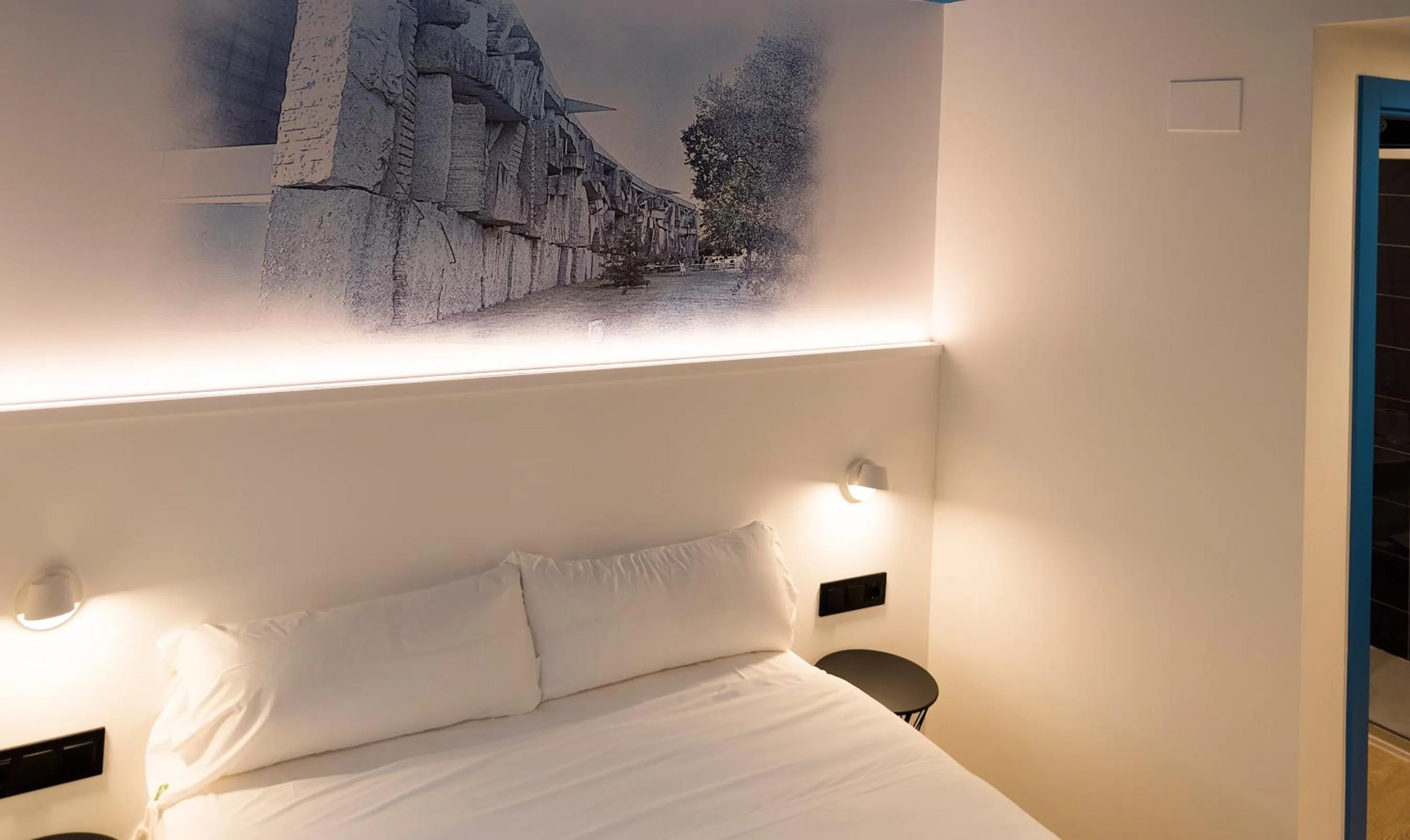 Bed in Alameda Rooms Santiago