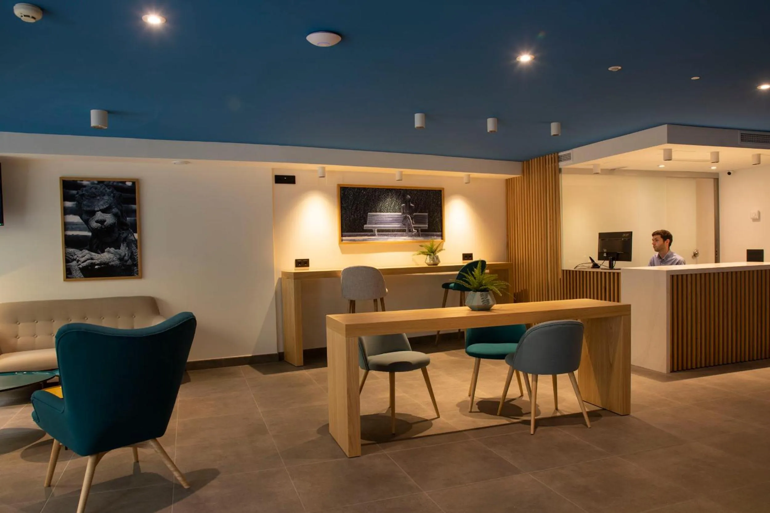 Lobby or reception in Alameda Rooms Santiago