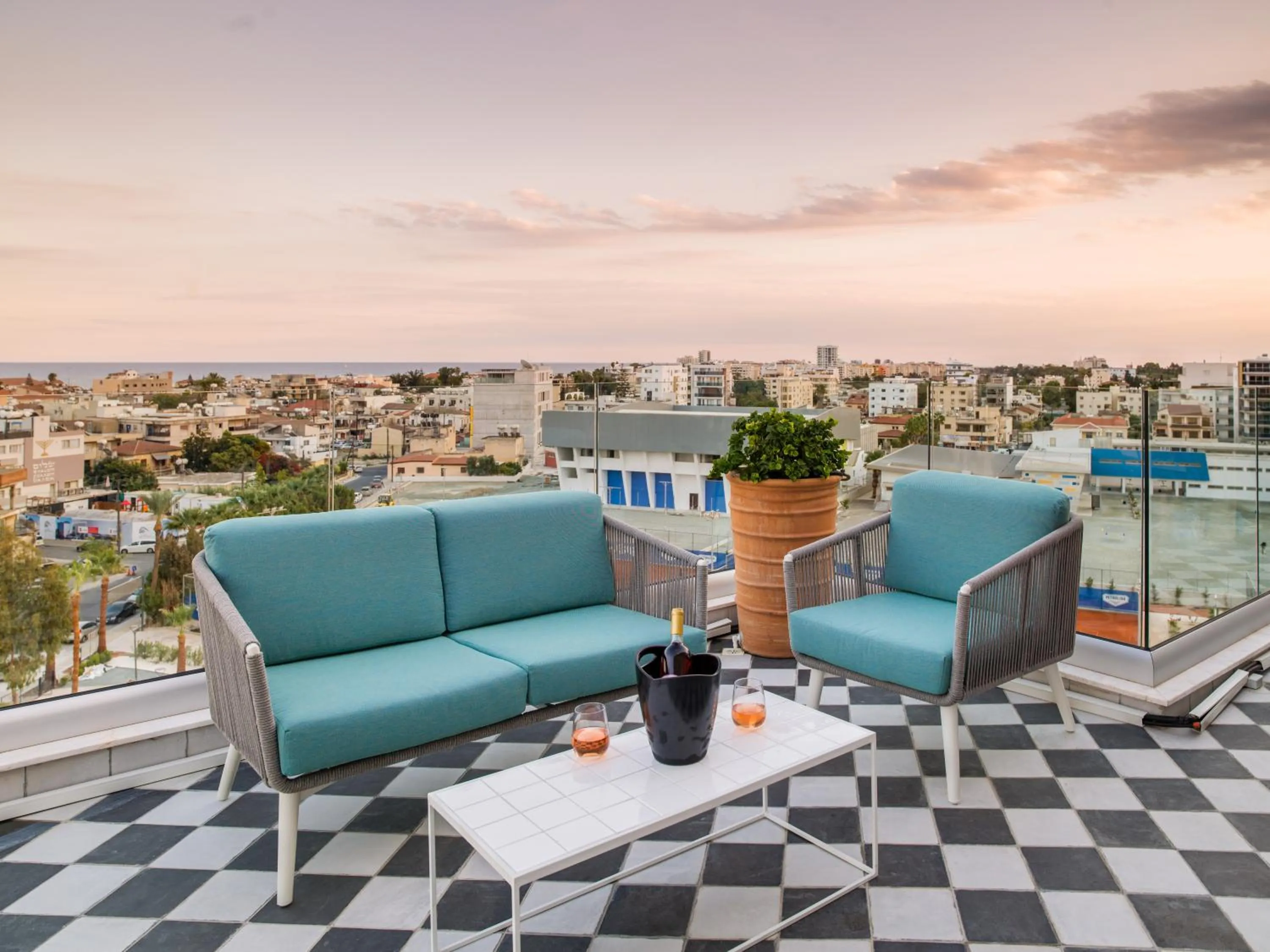 Patio in LIV URBAN Suites