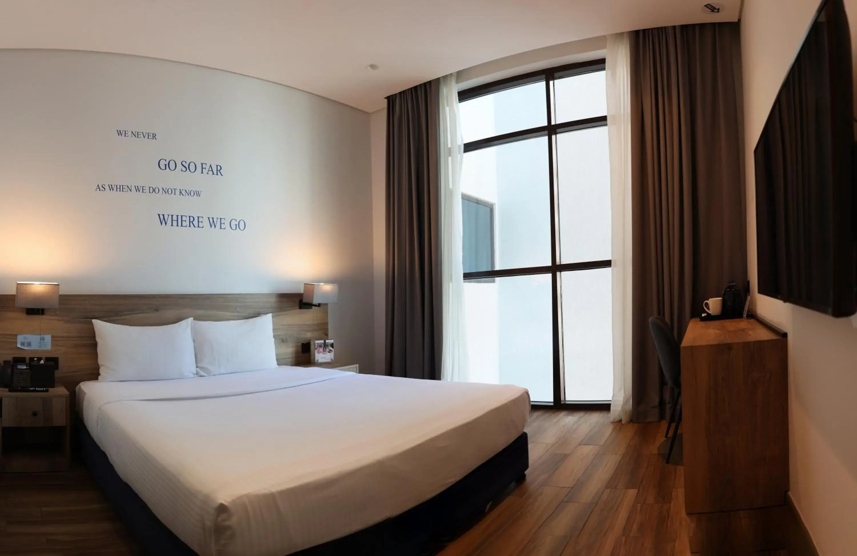 Standard Room King Bed (includes 25% off F&B) in Kingsgate Al Jaddaf Hotel by Millennium Standard Room King Bed (includes 25% off F&B) in Kingsgate Al Jaddaf Hotel by Millennium