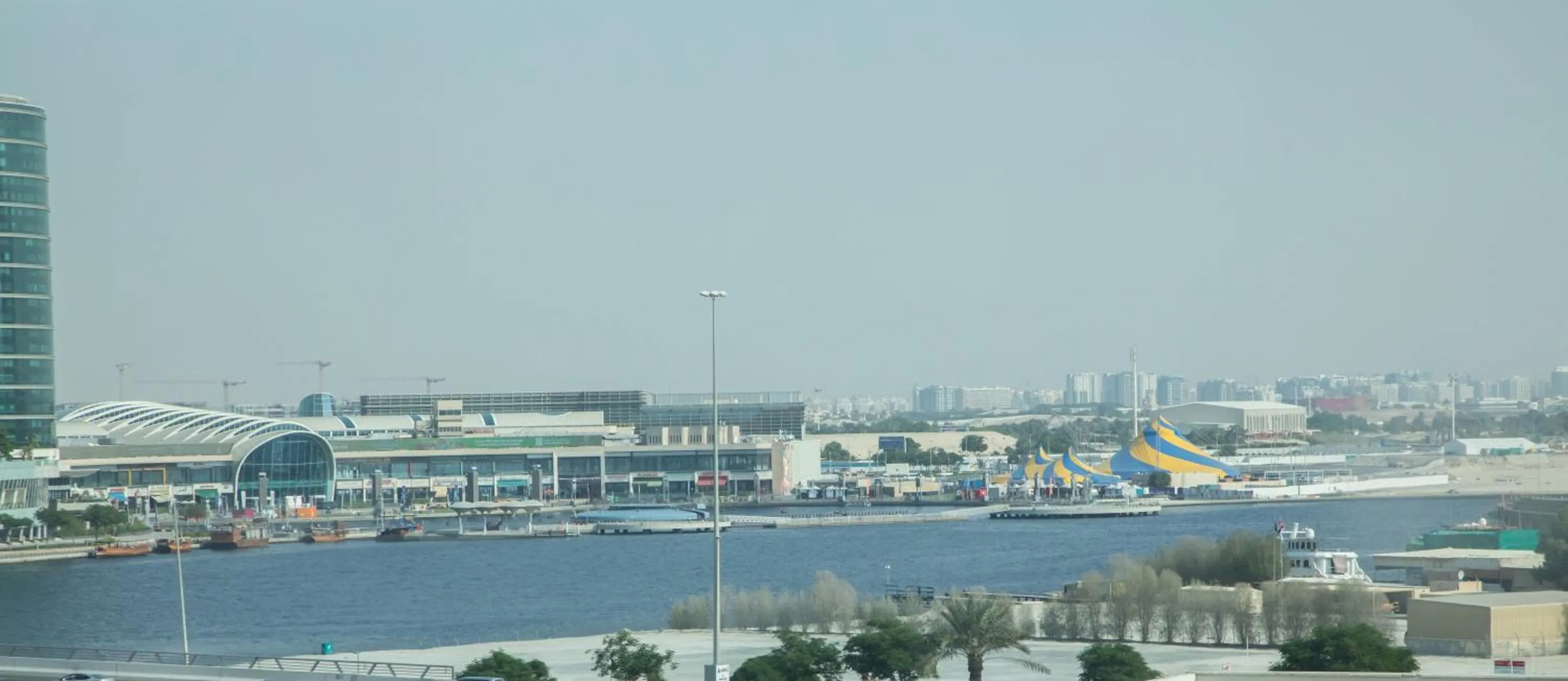 Neighbourhood in Kingsgate Al Jaddaf Hotel by Millennium