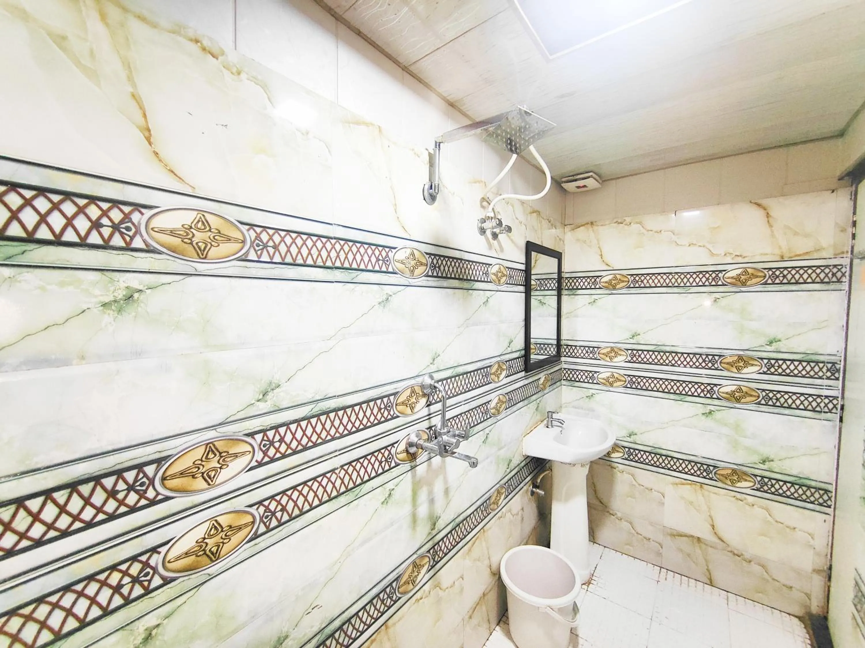 Toilet in Hotel kingsman