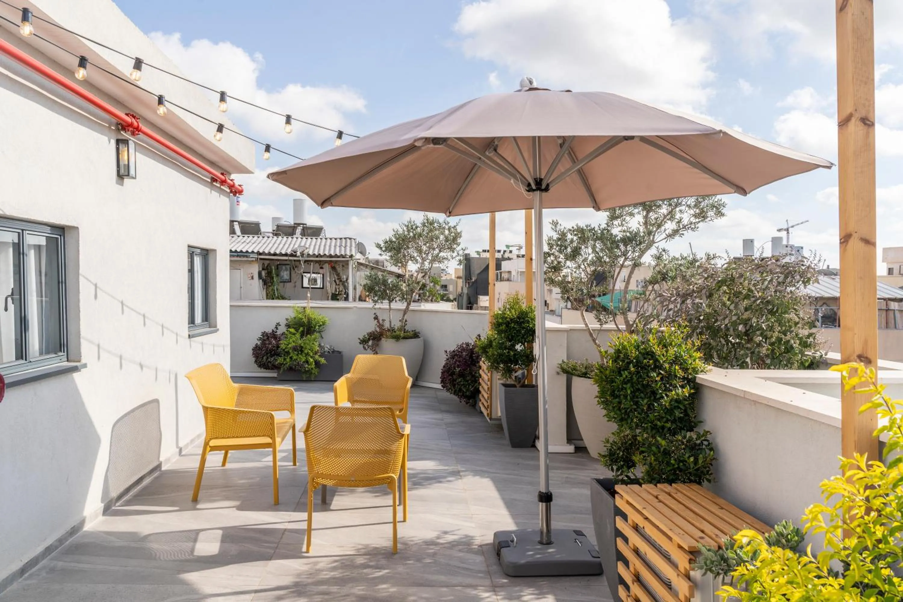 Patio in De' Mar Florentine By Peraia