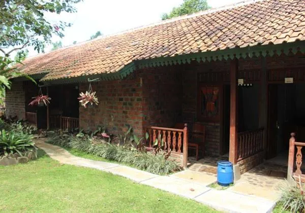 Garden view in Katumbiri Resort