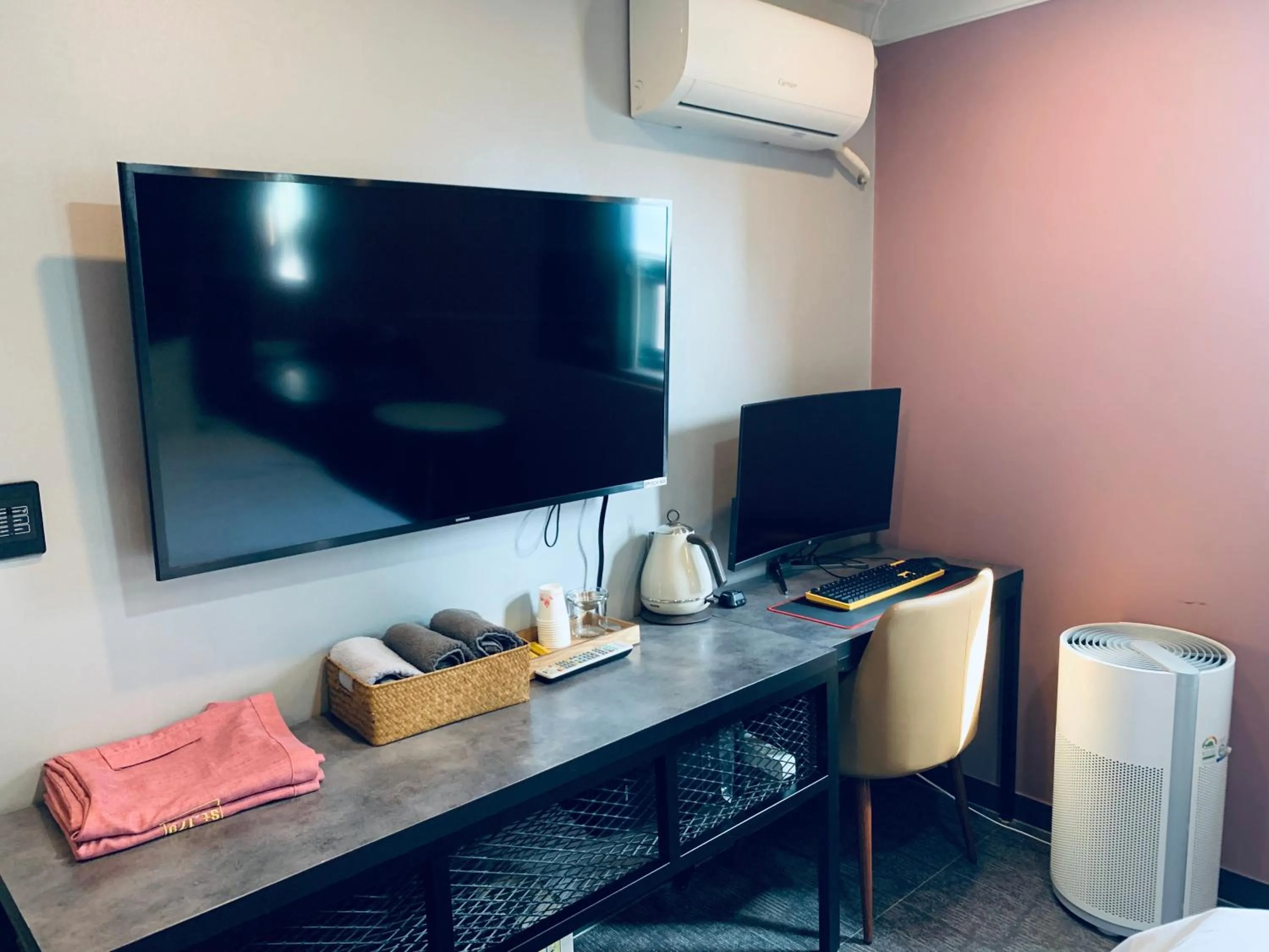 TV and multimedia in St. 179 Incheon Hotel