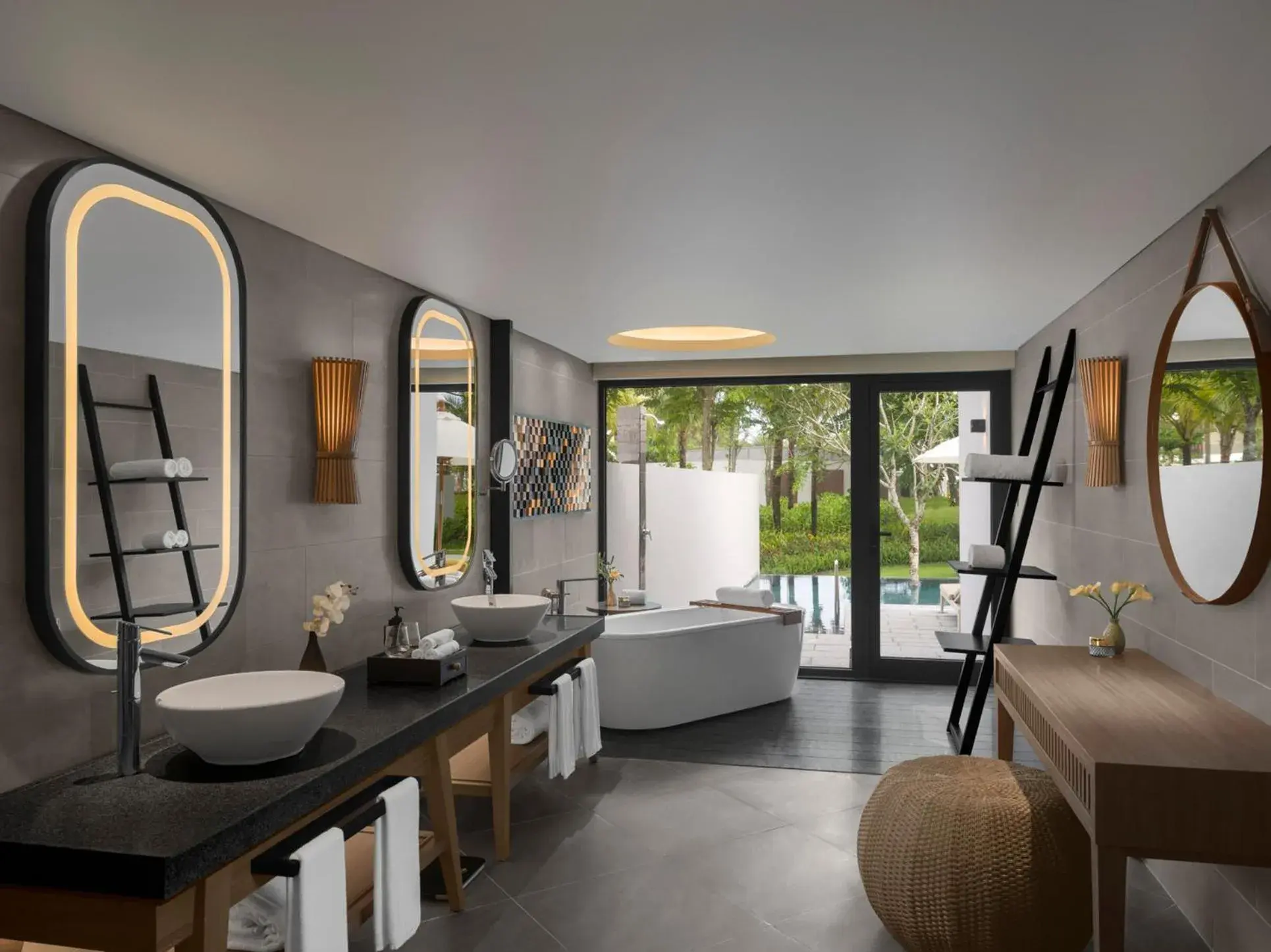 One-Bedroom Villa in Crowne Plaza Phu Quoc Starbay by IHG One-Bedroom Villa in Crowne Plaza Phu Quoc Starbay by IHG