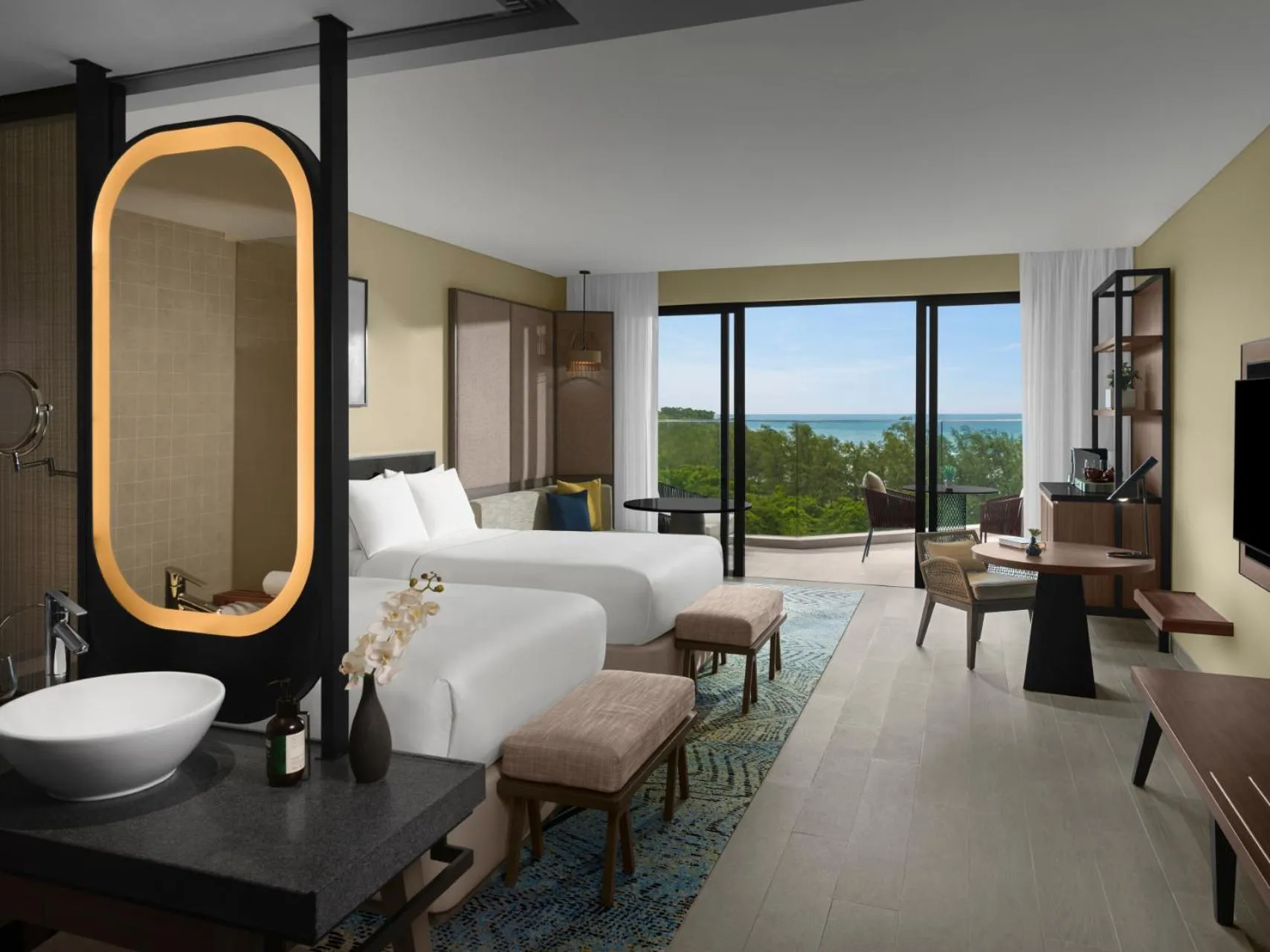 Bedroom, Bed in Crowne Plaza Phu Quoc Starbay by IHG