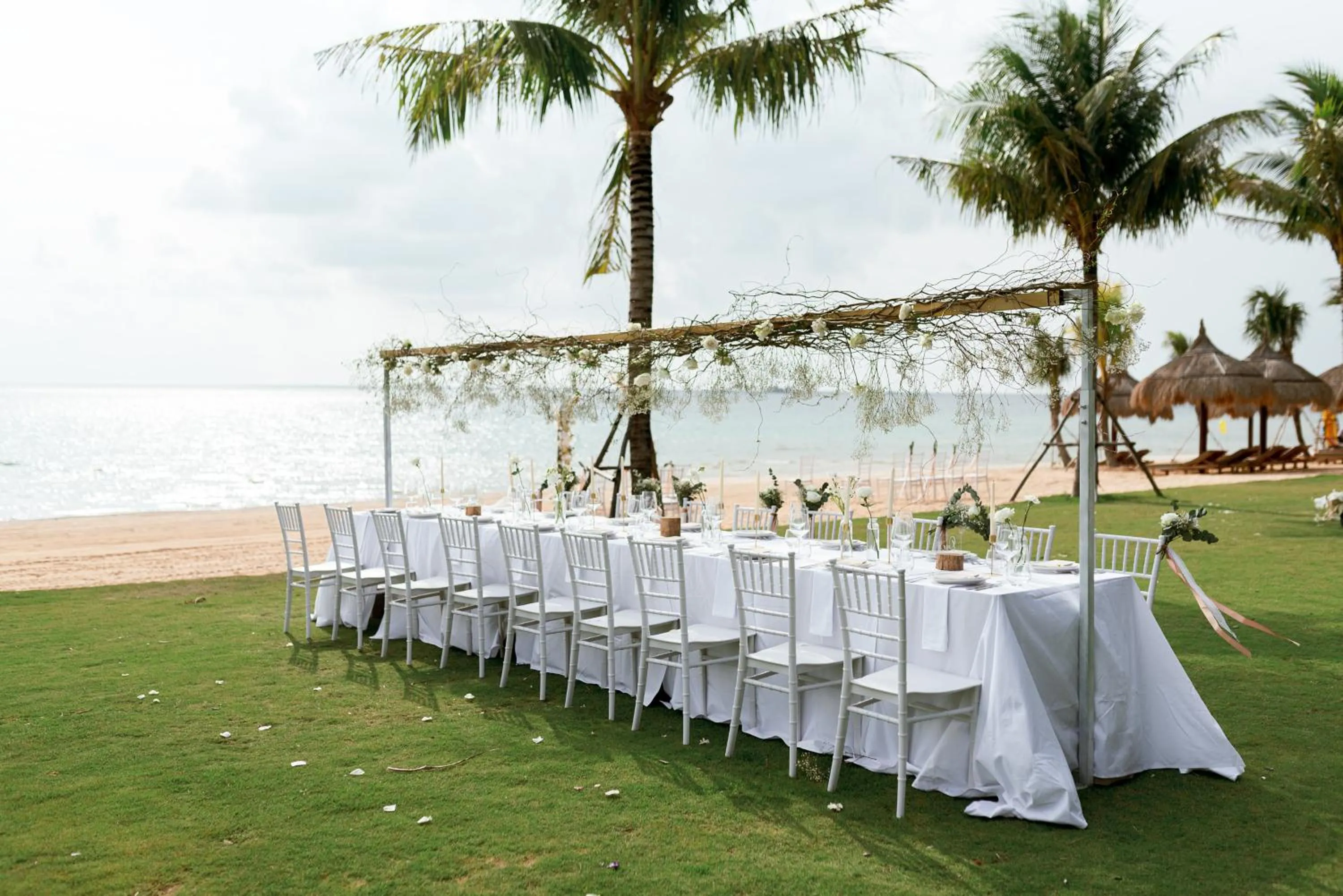 Meeting/conference room in Crowne Plaza Phu Quoc Starbay by IHG