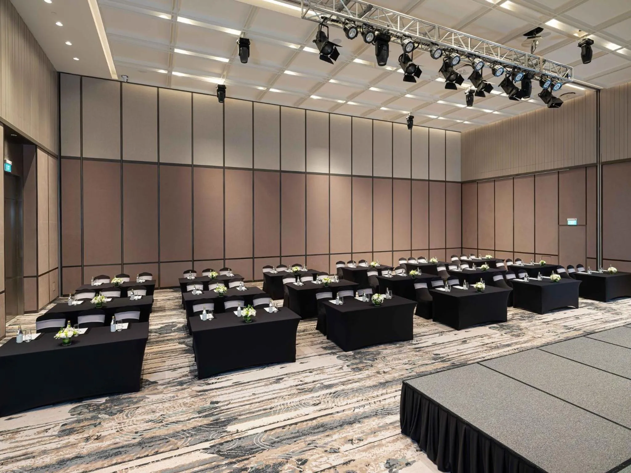 Meeting/conference room in Crowne Plaza Phu Quoc Starbay by IHG