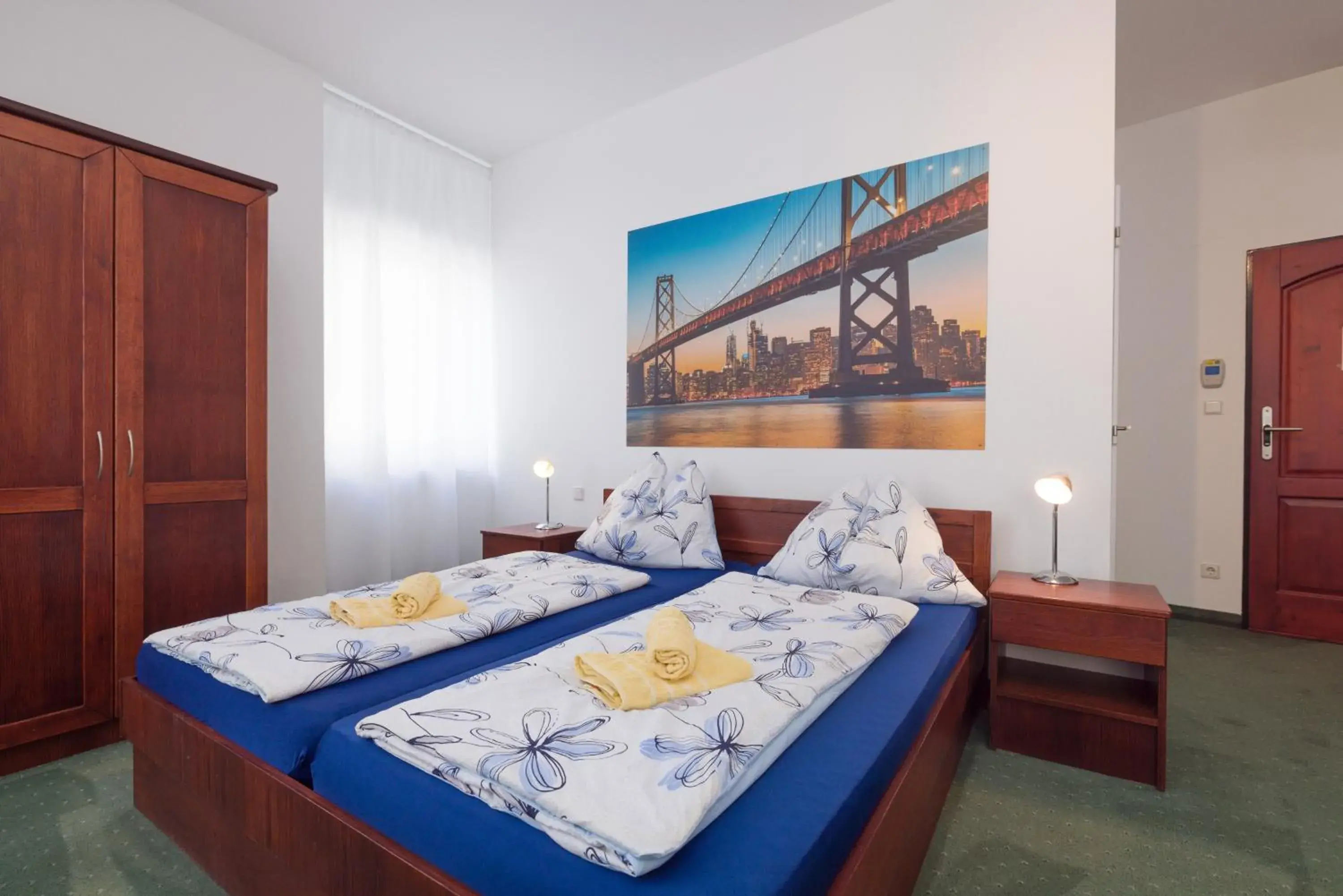 Triple Room in Pension San Francisco Triple Room in Pension San Francisco