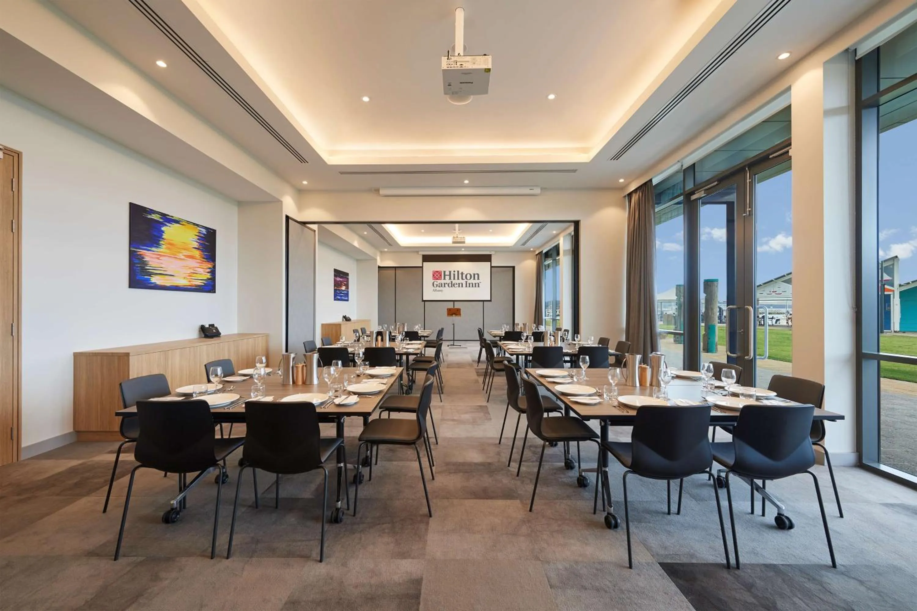 Meeting/conference room in Hilton Garden Inn Albany, WA