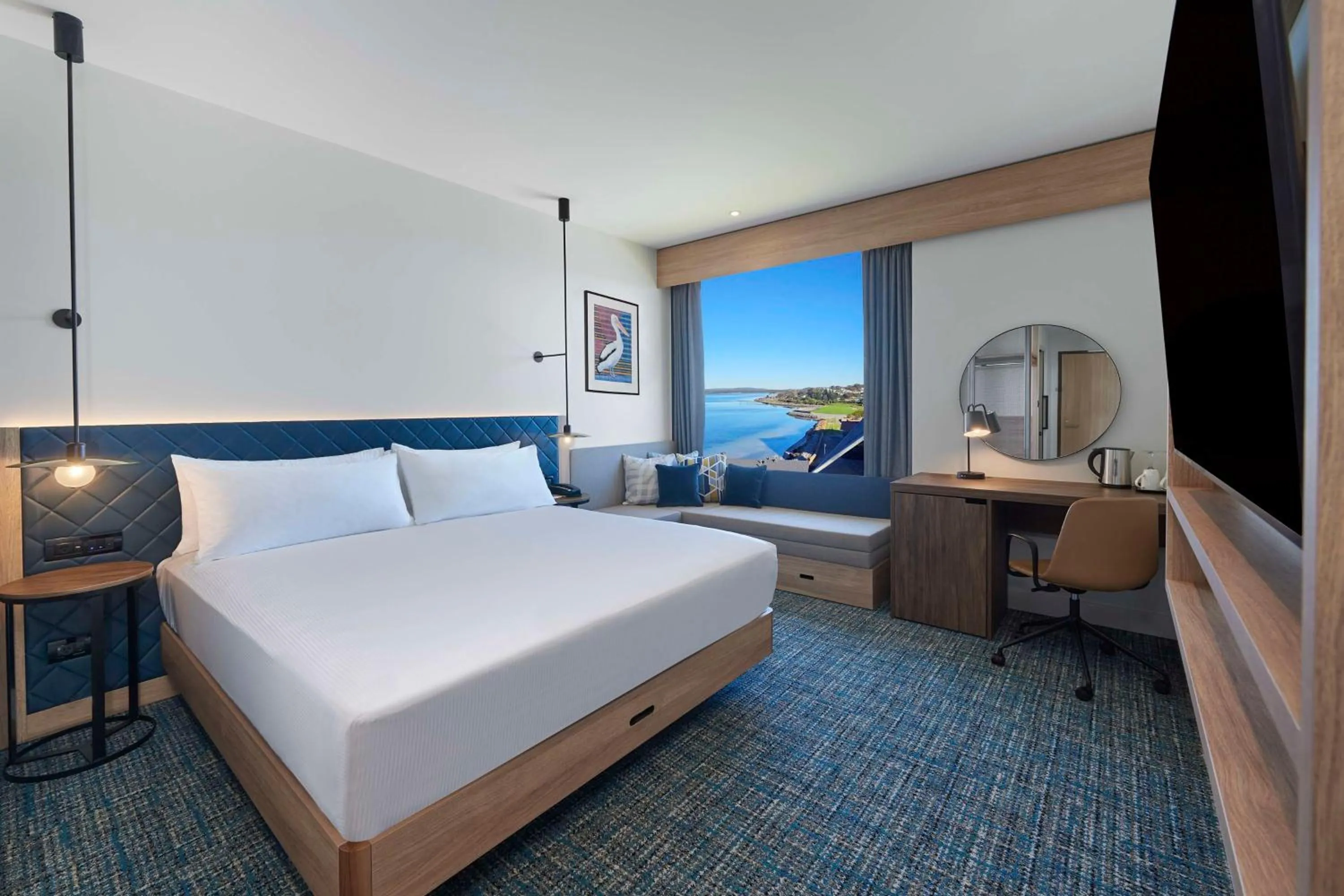 Bedroom, Bed in Hilton Garden Inn Albany, WA