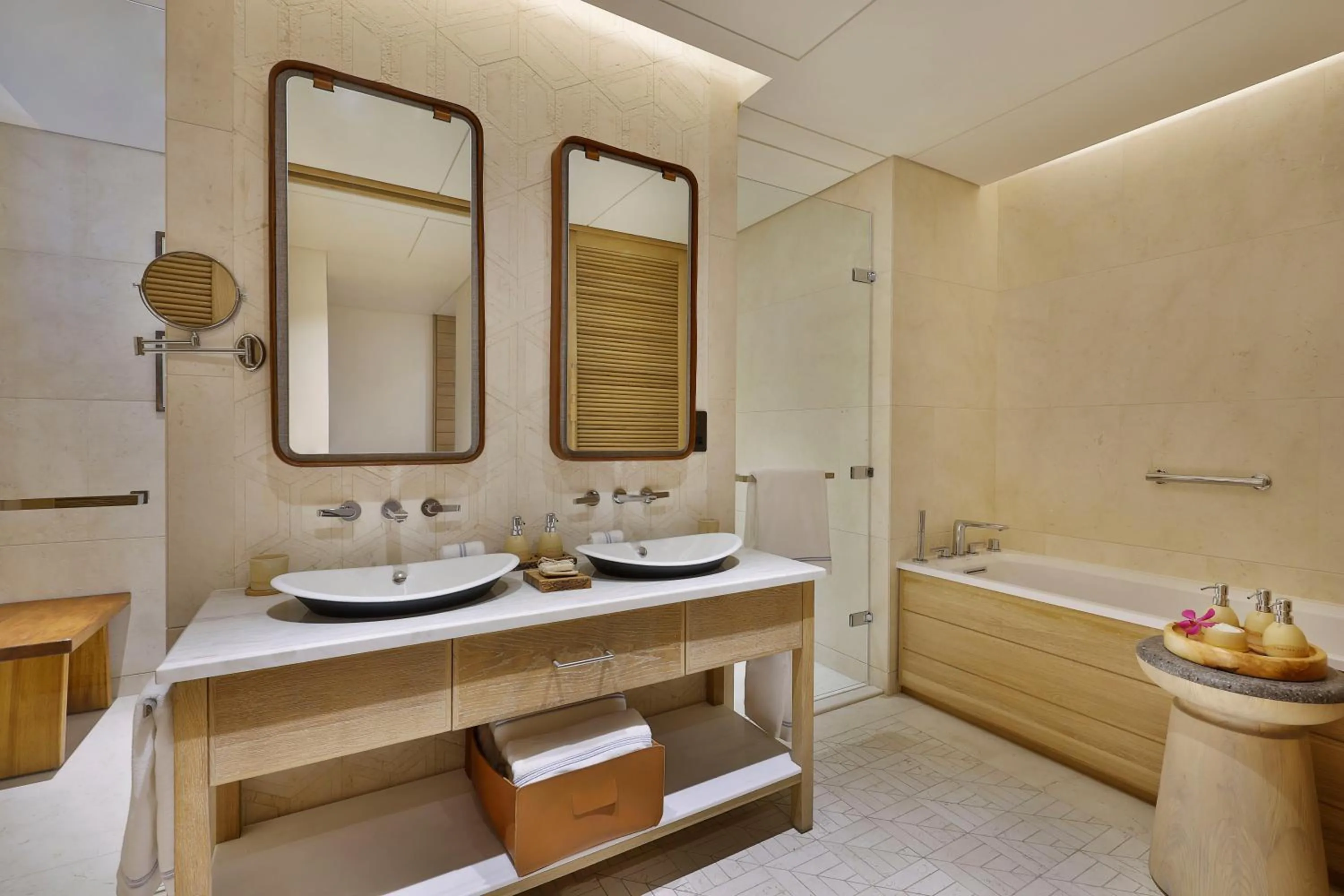 Bathroom in Mango House Seychelles, LXR Hotels & Resorts