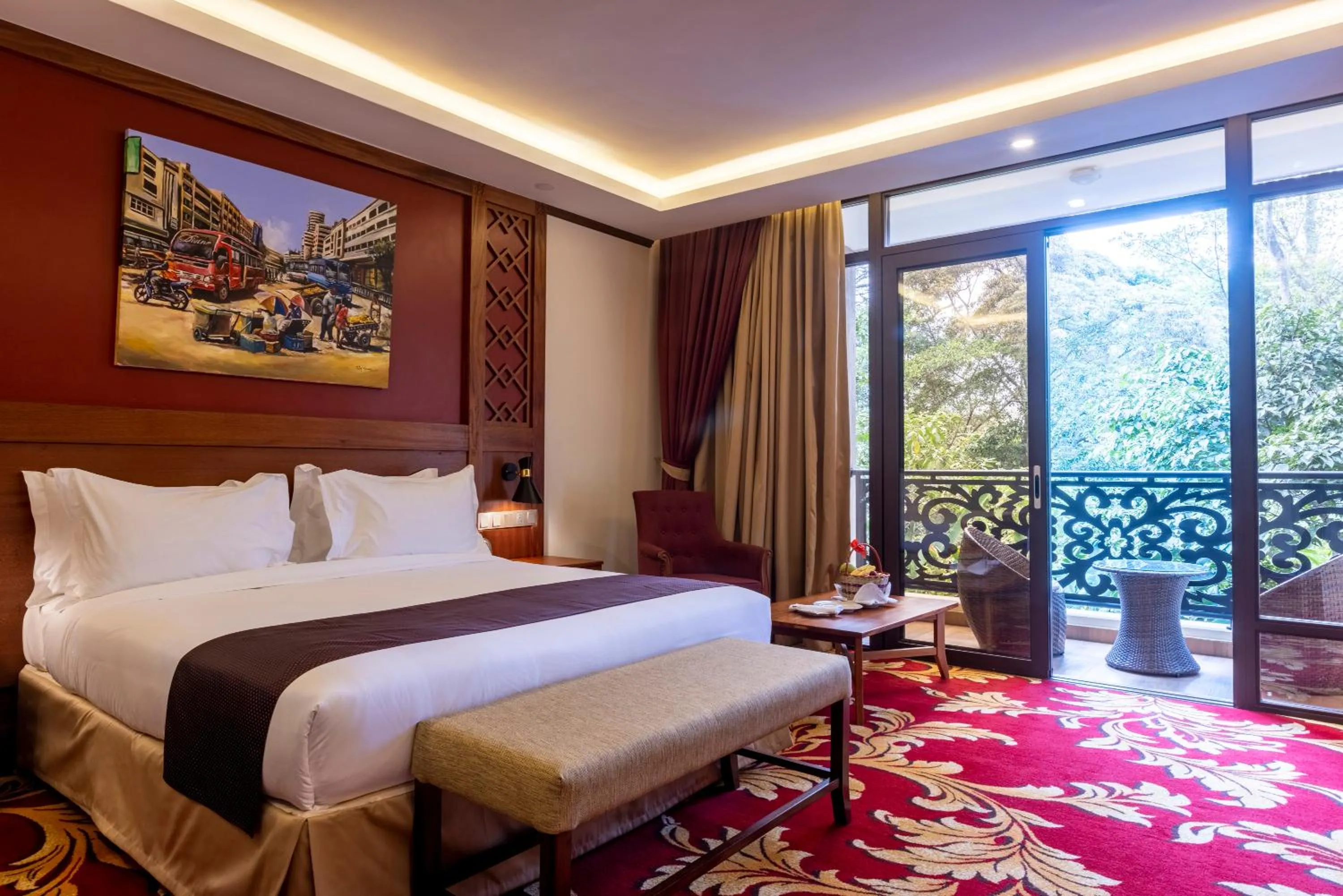 Bed in Hermosa Garden Hotel