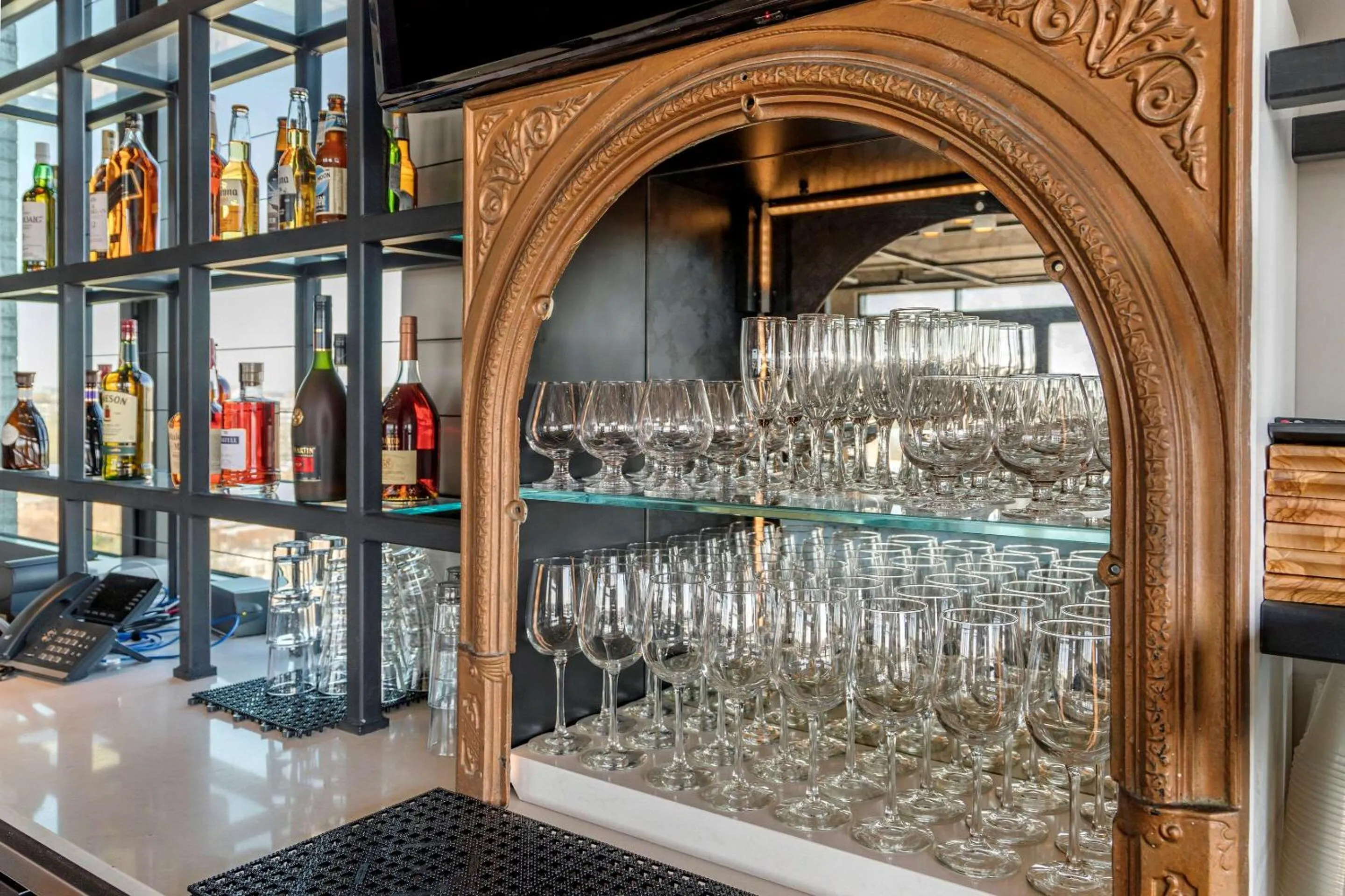 Restaurant/places to eat in Cambria Hotel Washington DC Navy Yard Riverfront