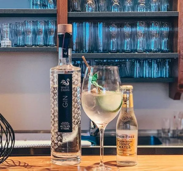 Drinks in Hotel Alexandra