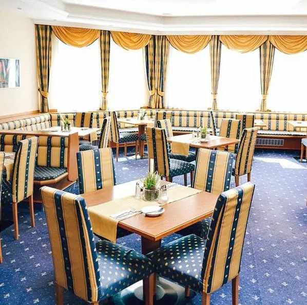 Breakfast in Hotel Bayrischer Hof