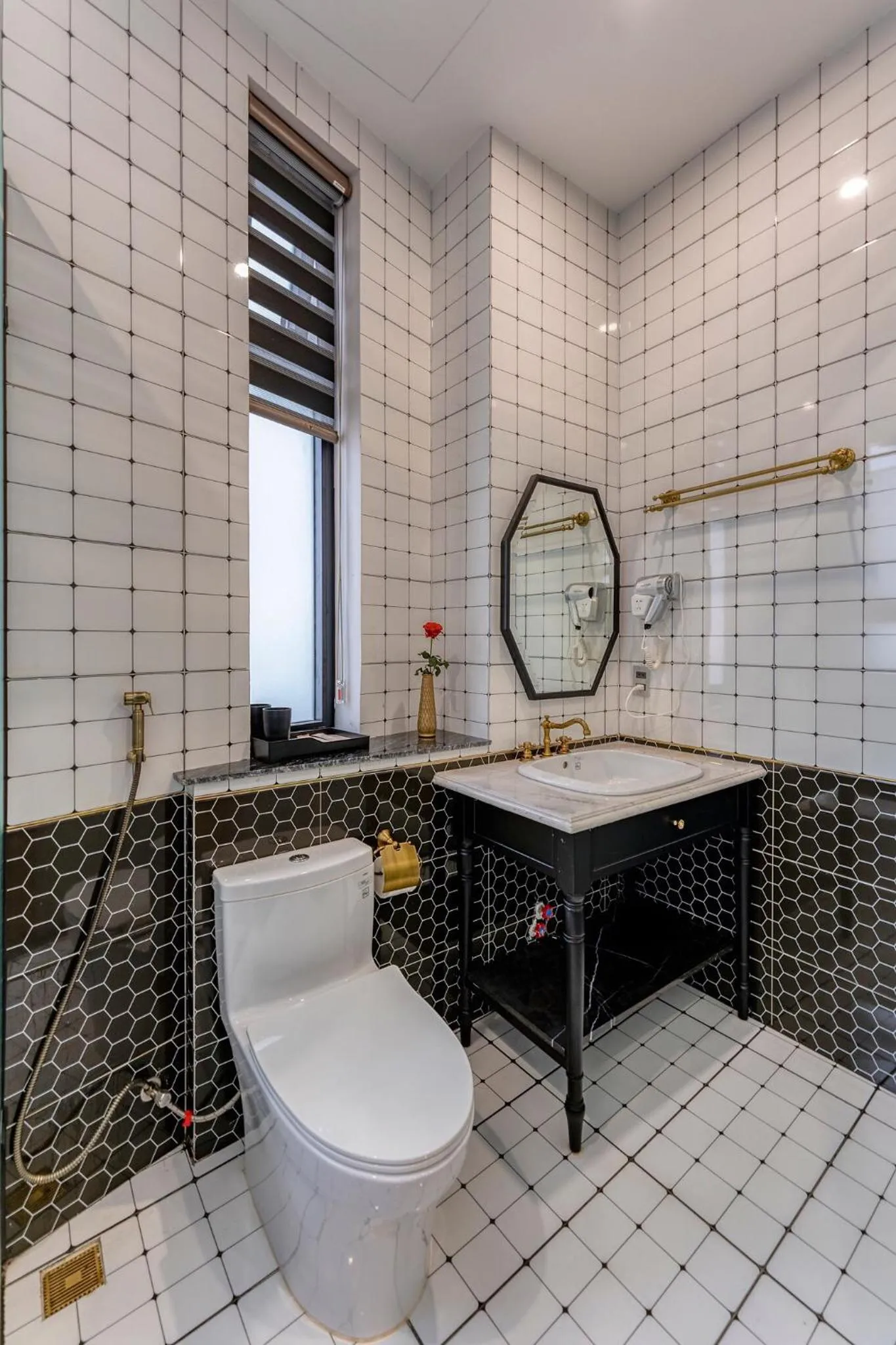 Shower in Padona Hotel