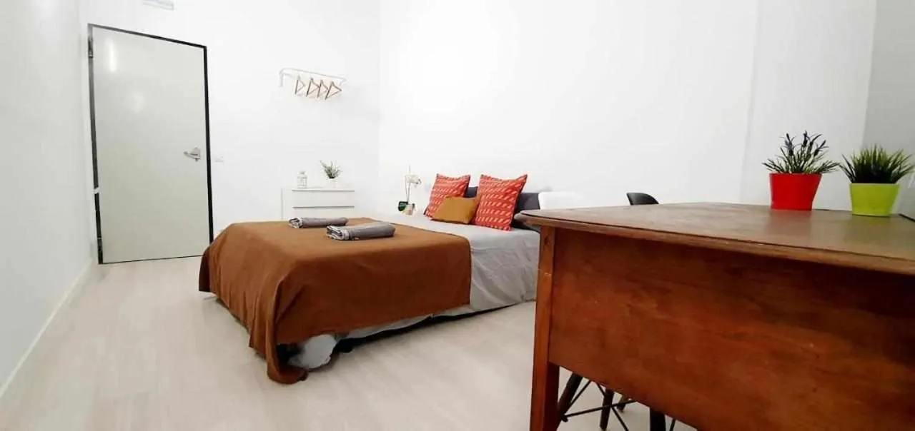 Bed in Hostal Urban Basic