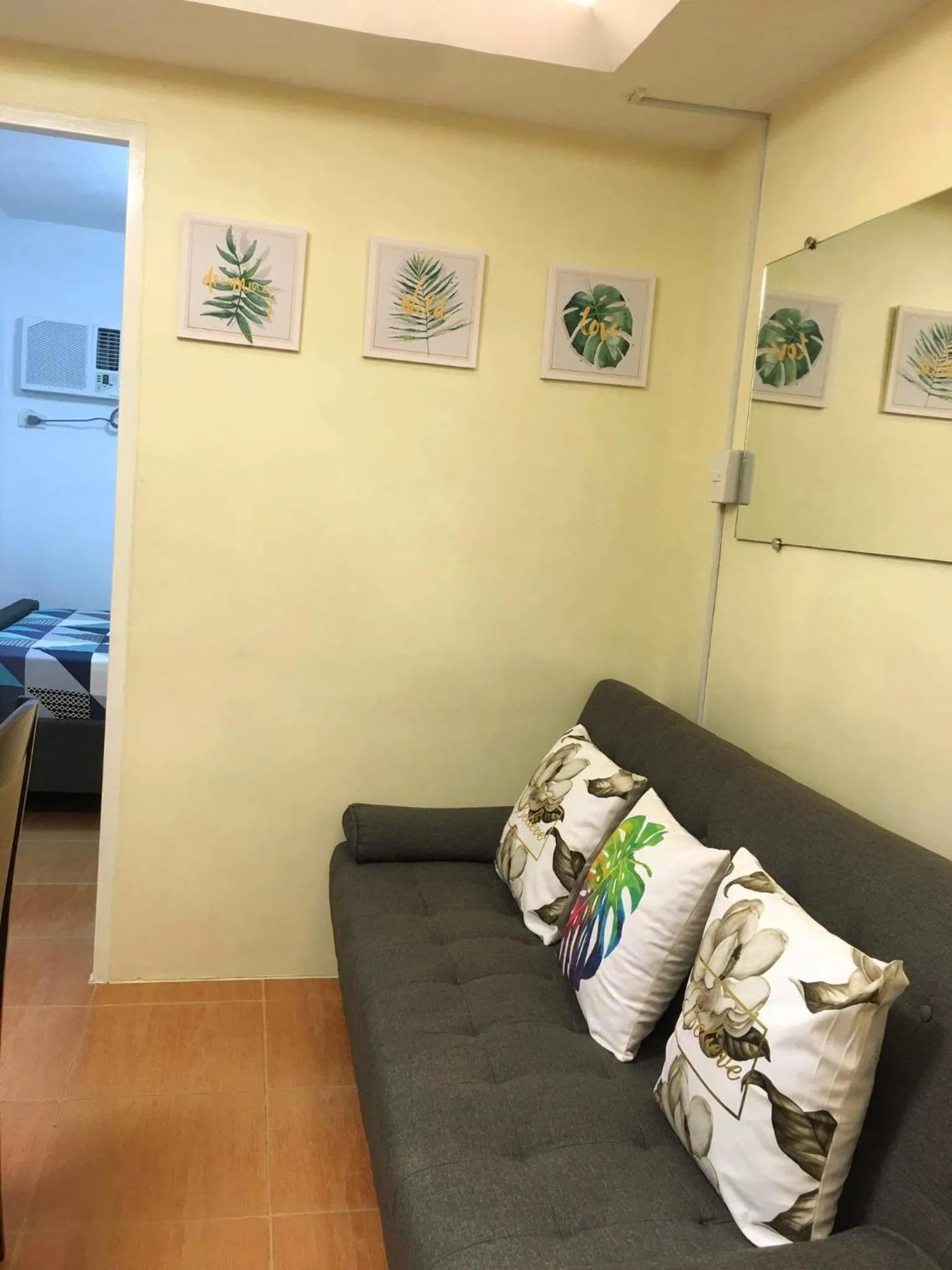 Living room in One Oasis By Paseo de Corazon Residence