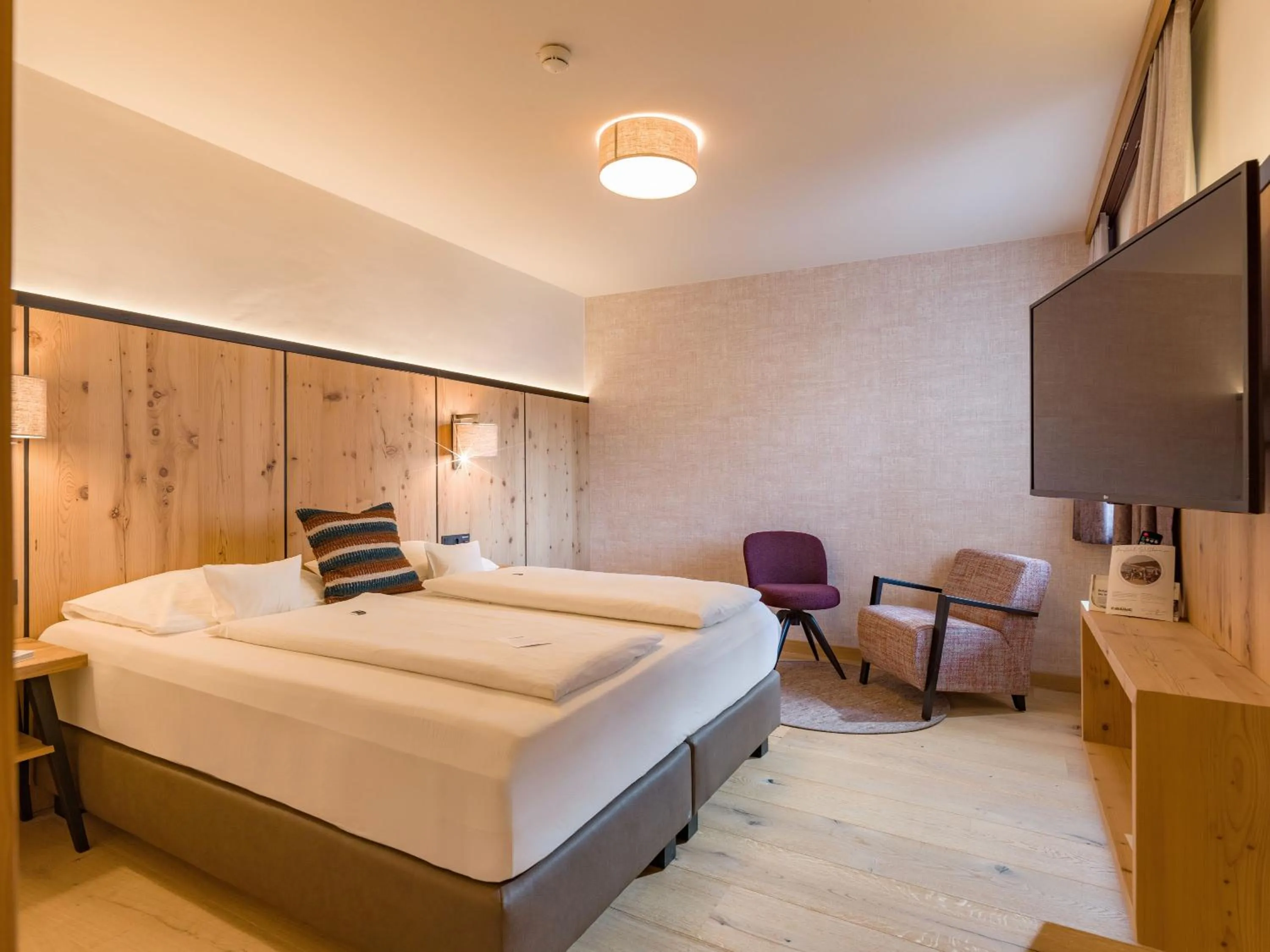 Bedroom, Bed in Hotel & Spa Sonne 4 Sterne Superior