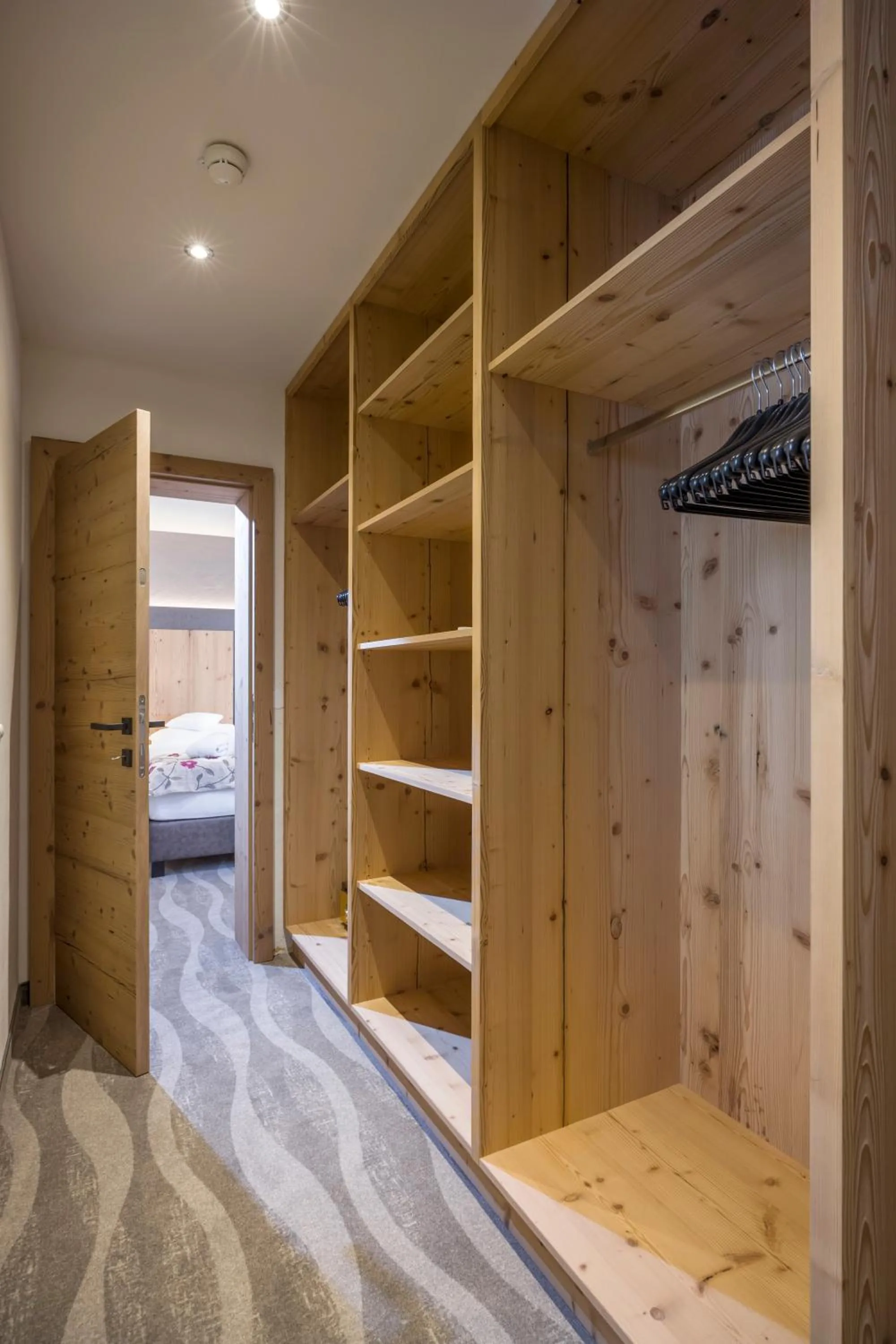 Photo of the whole room, Bed in Hotel & Spa Sonne 4 Sterne Superior