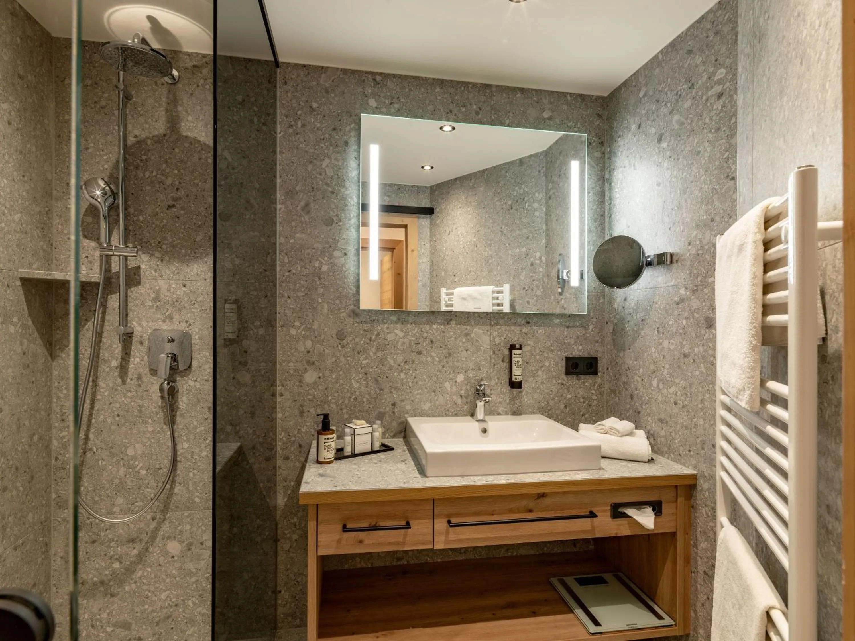 Shower in Hotel & Spa Sonne 4 Sterne Superior