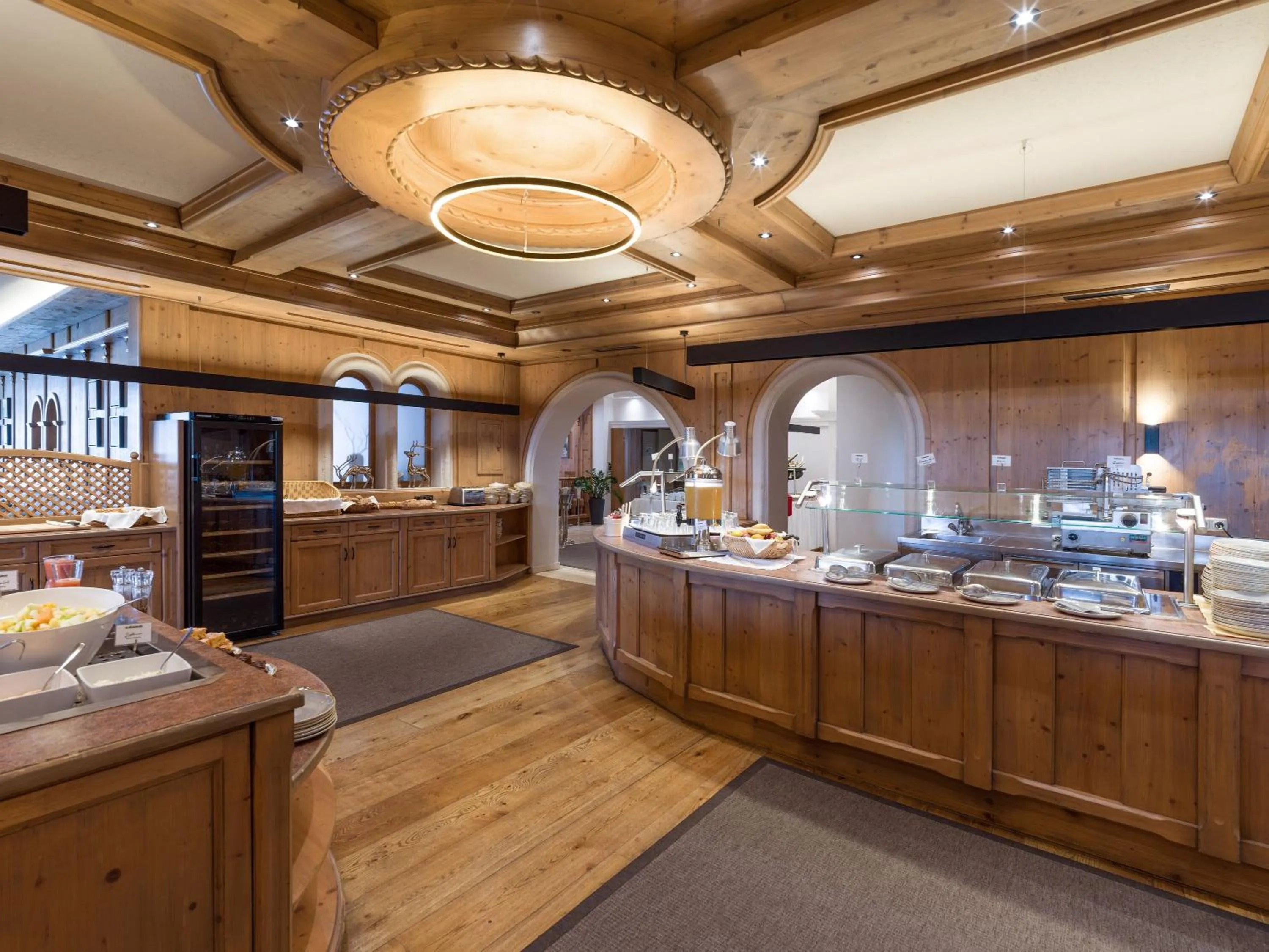 Restaurant/places to eat in Hotel & Spa Sonne 4 Sterne Superior