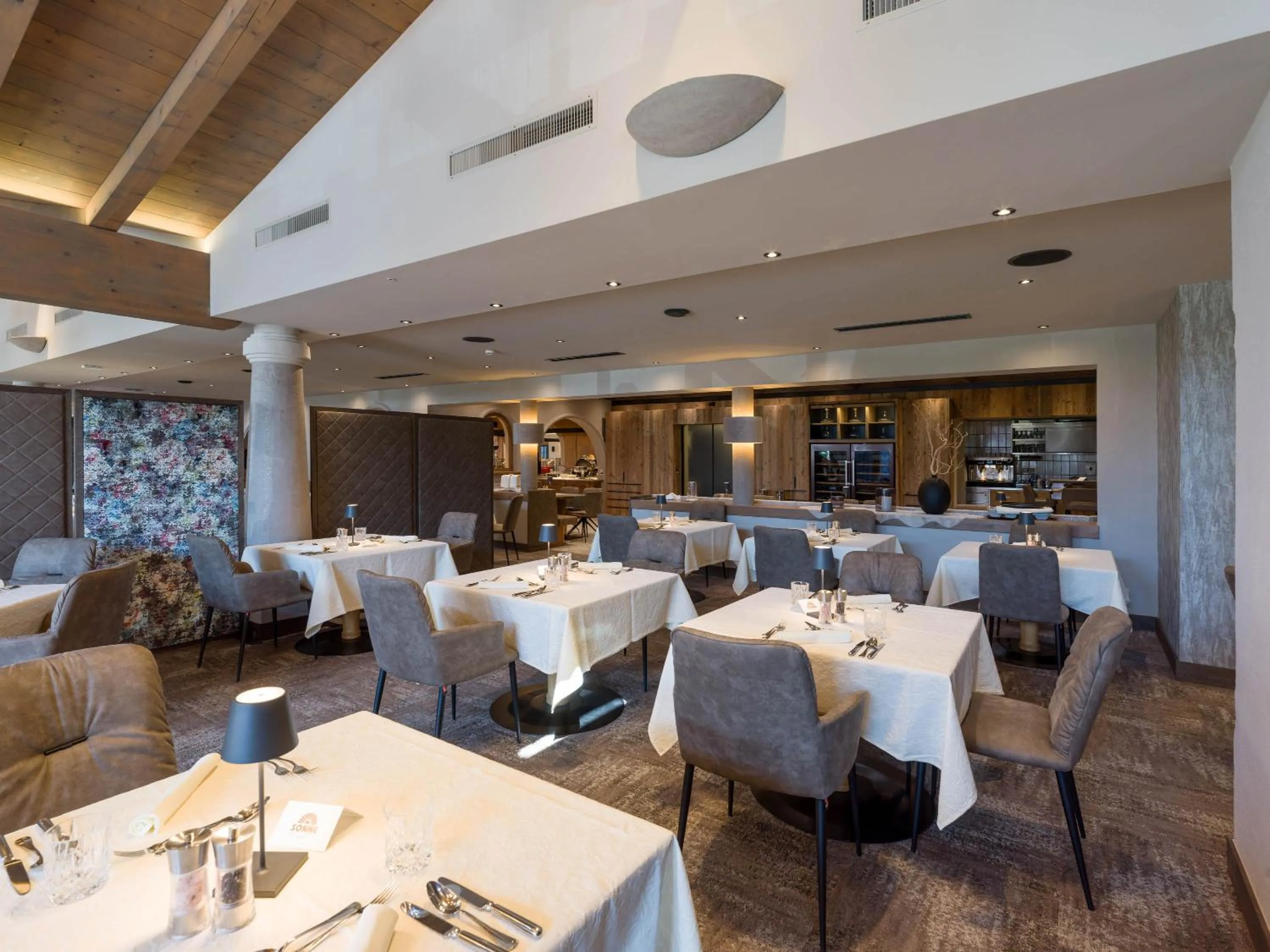 Restaurant/places to eat in Hotel & Spa Sonne 4 Sterne Superior