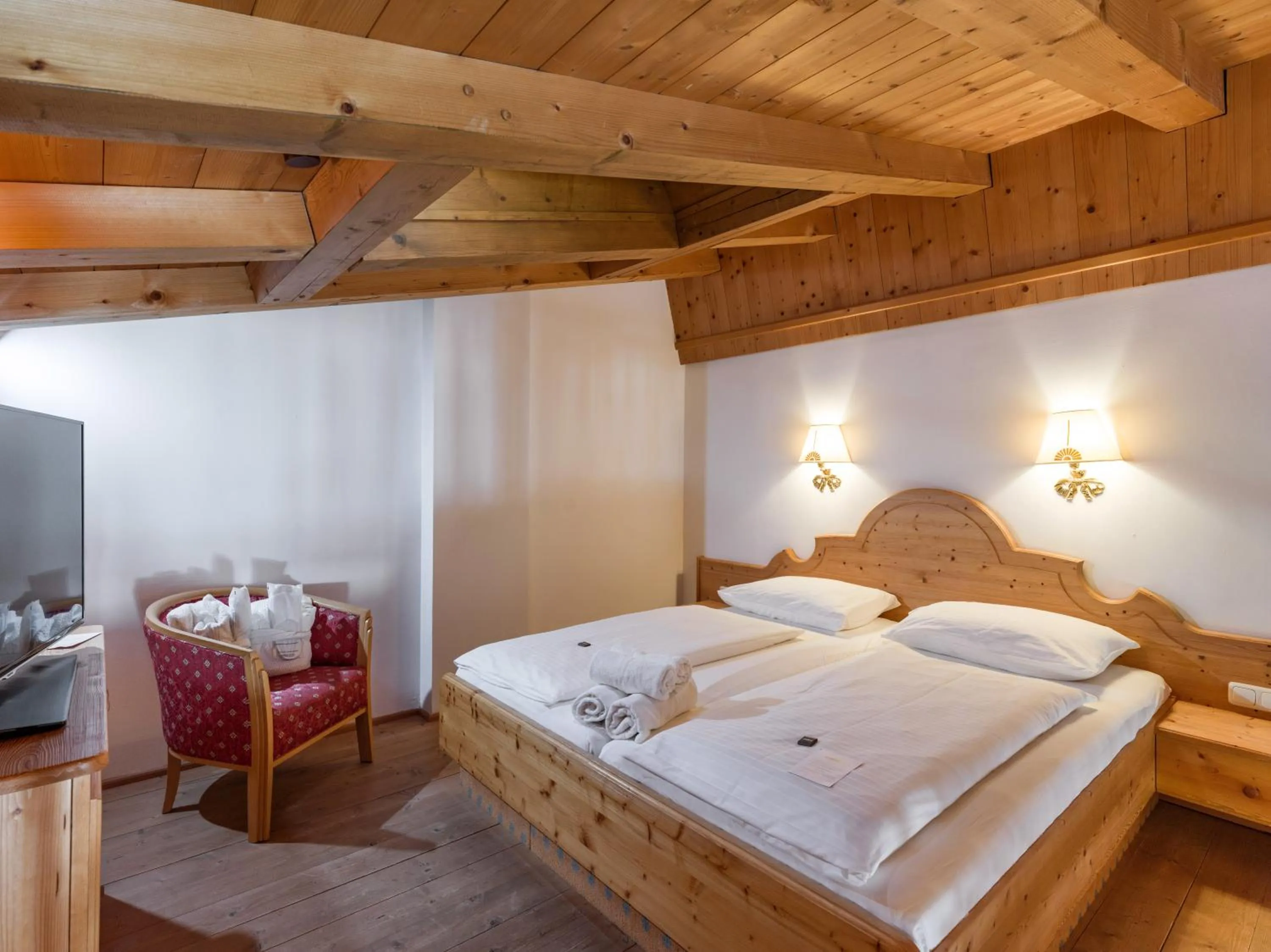Bed in Hotel & Spa Sonne 4 Sterne Superior