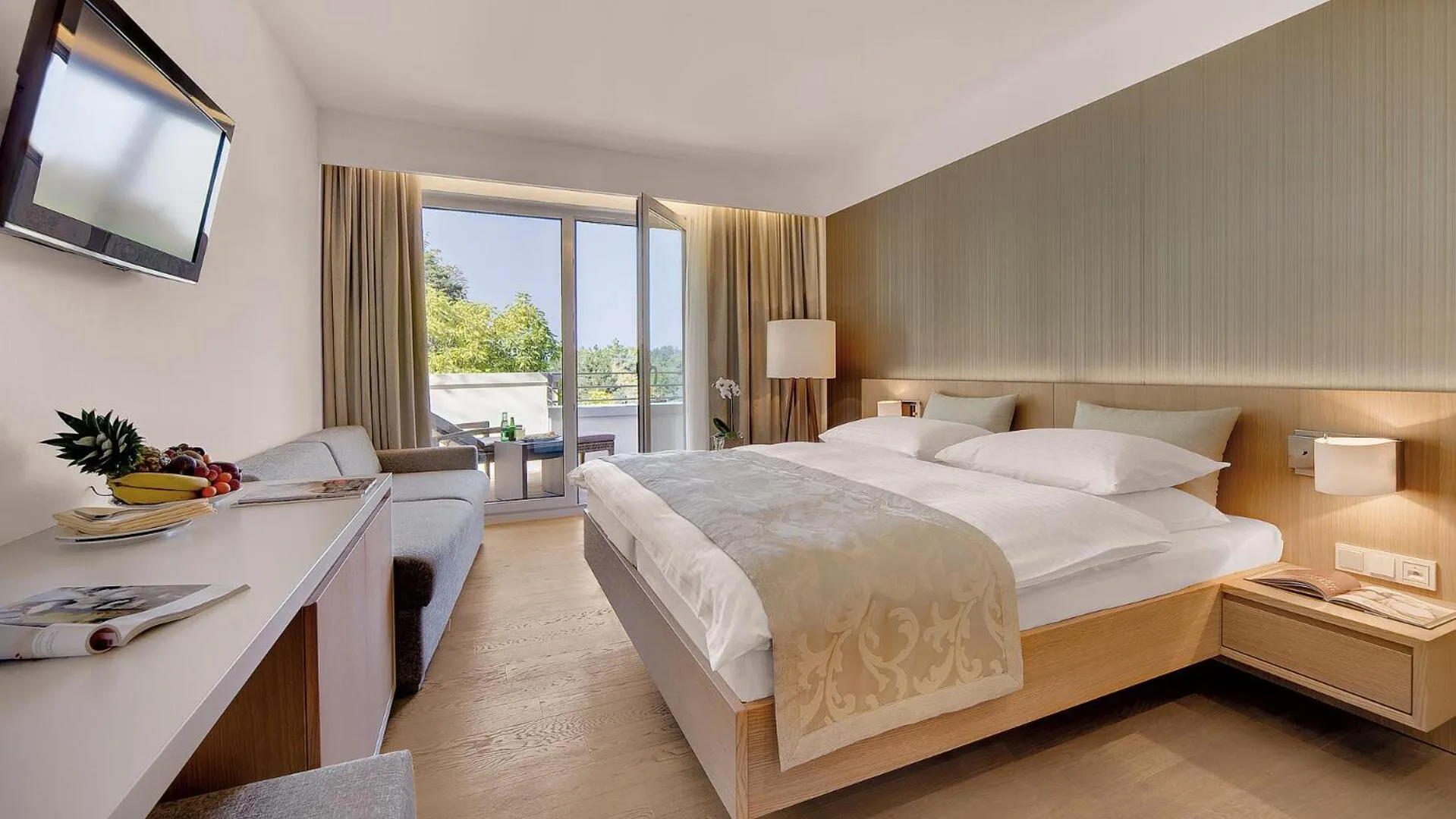 Bed in Hotel Stoiser