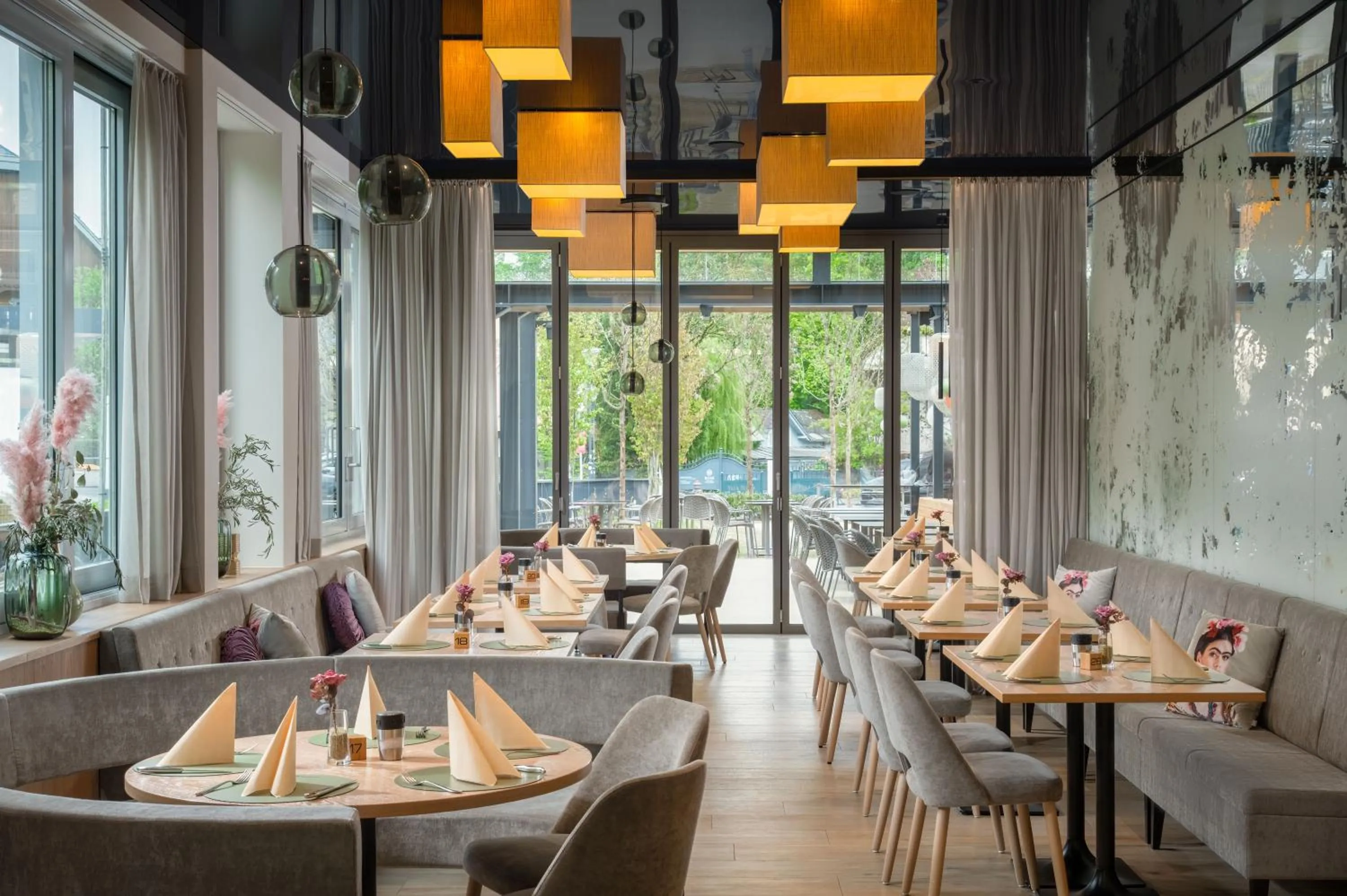 Restaurant/places to eat in Hotel Post Wrann