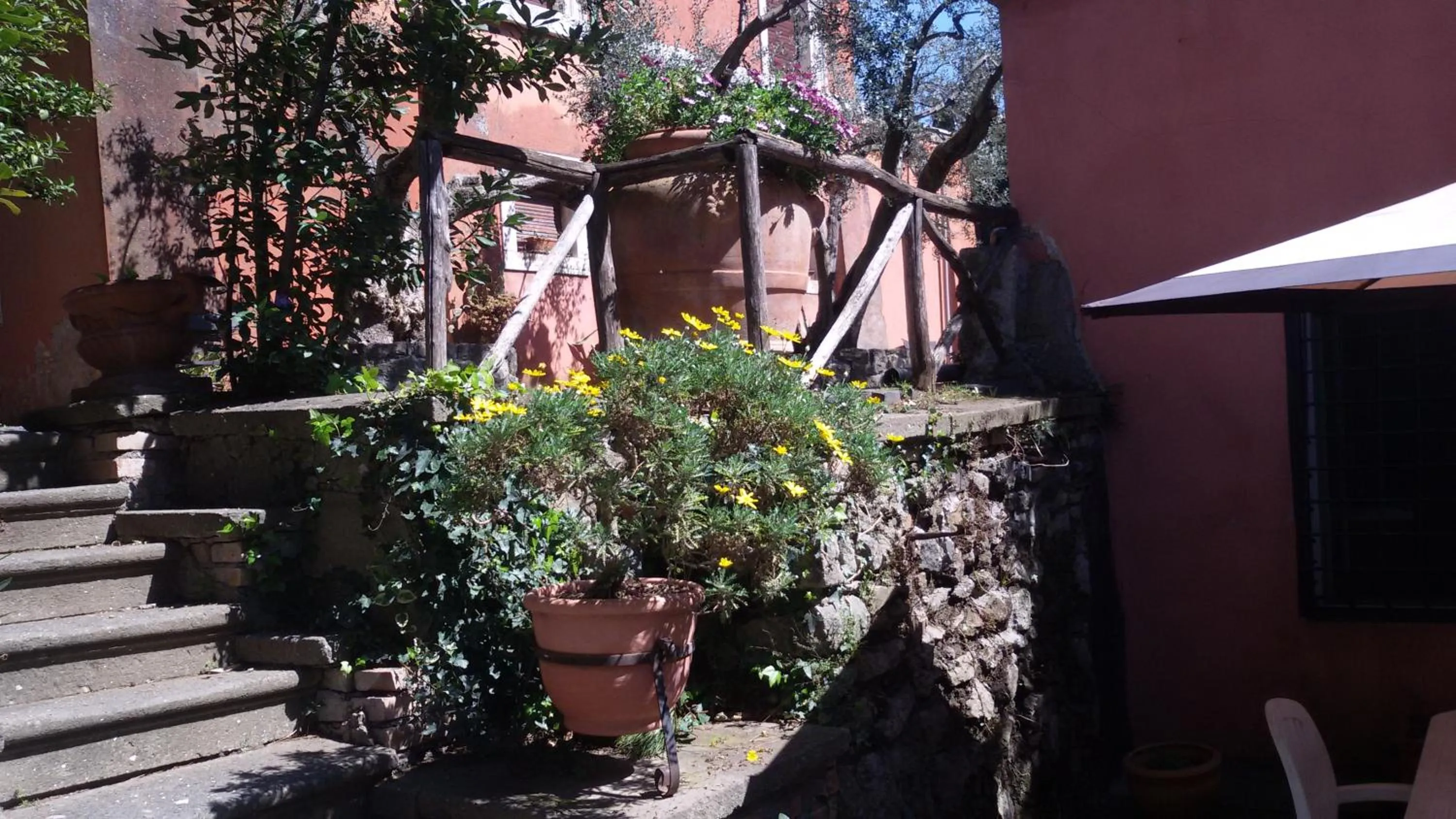 Decorative detail in La Dolce Casetta