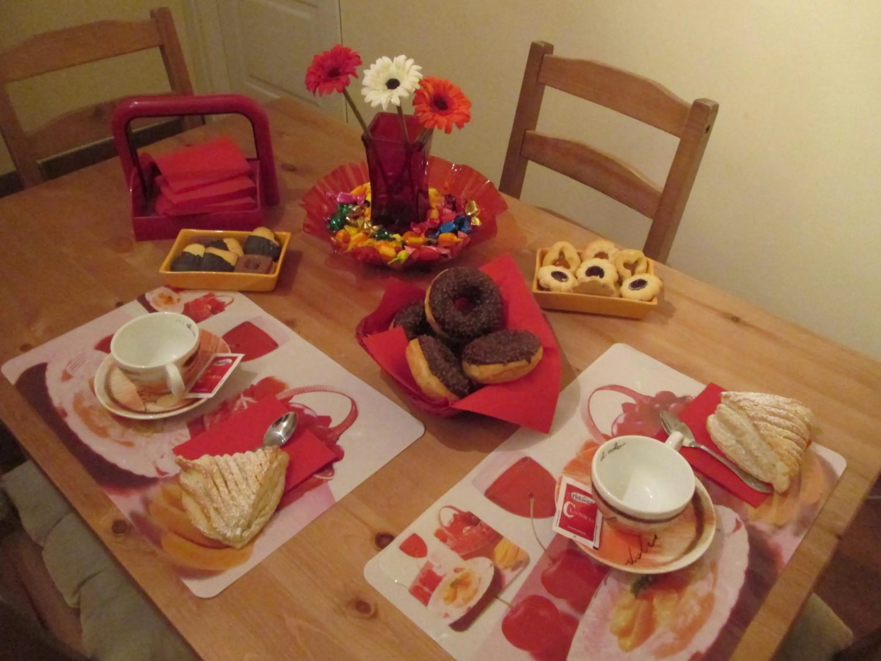 Dining area in La Dolce Casetta