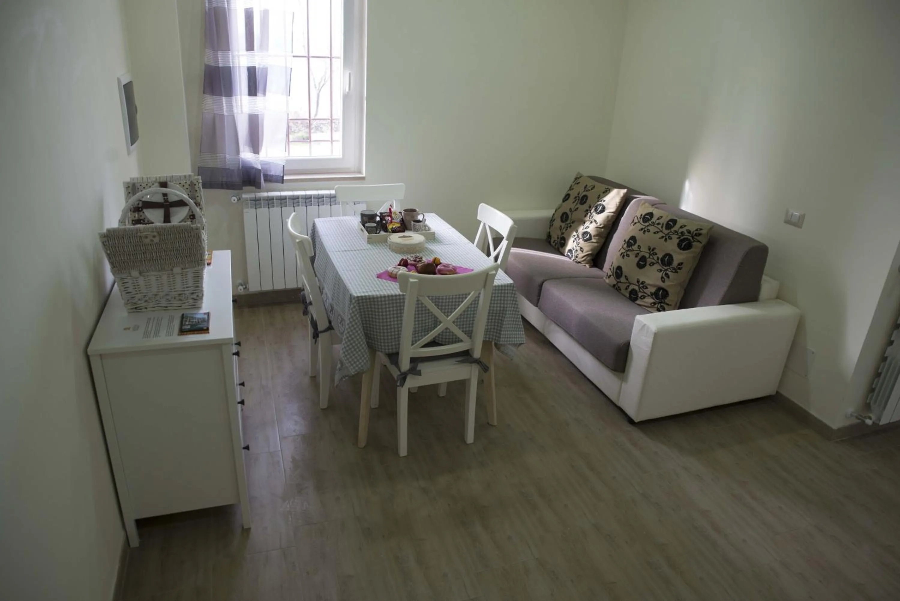 Dining area in La Dolce Casetta