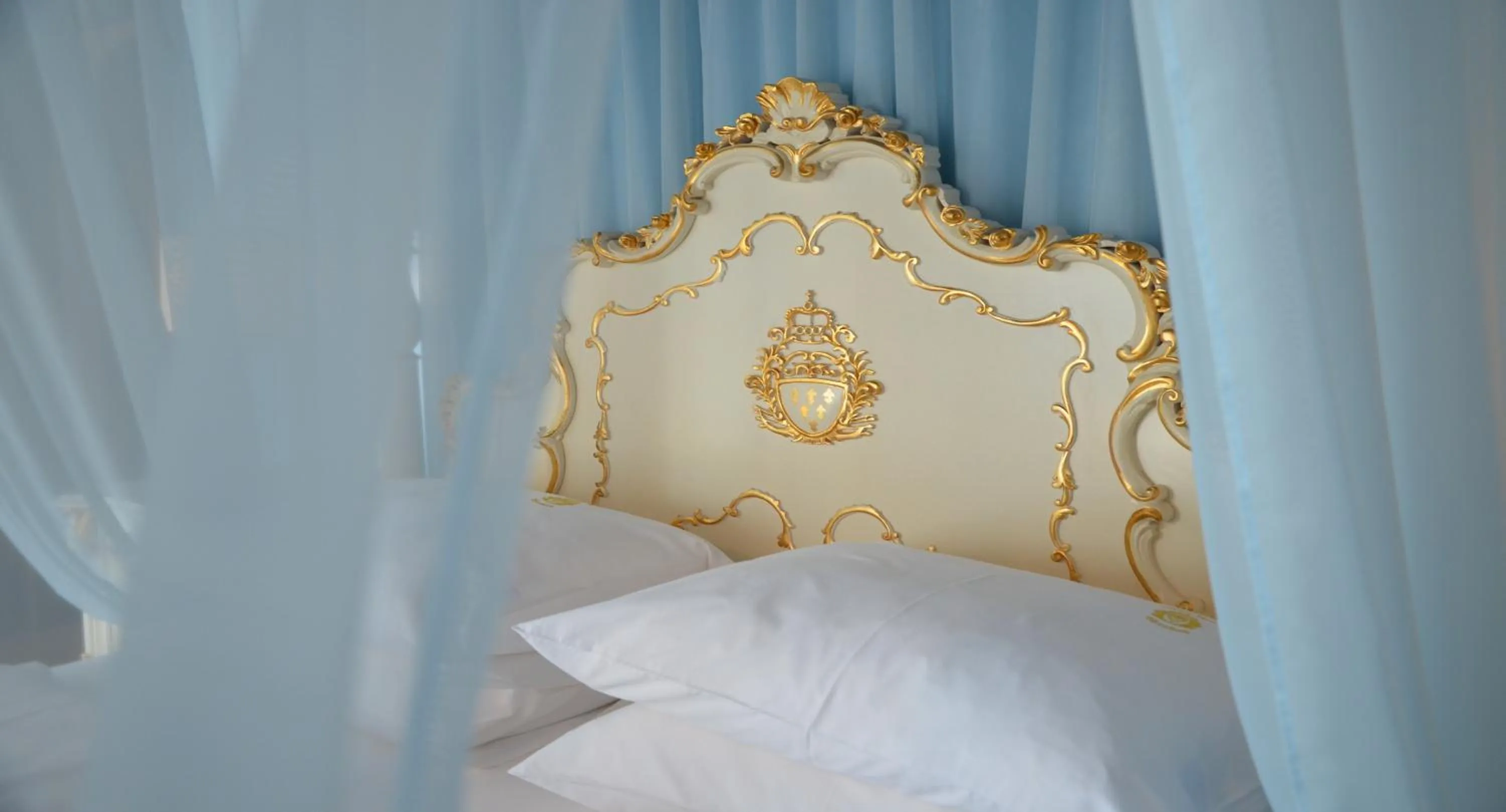 Decorative detail, Bed in Seehotel Porcia