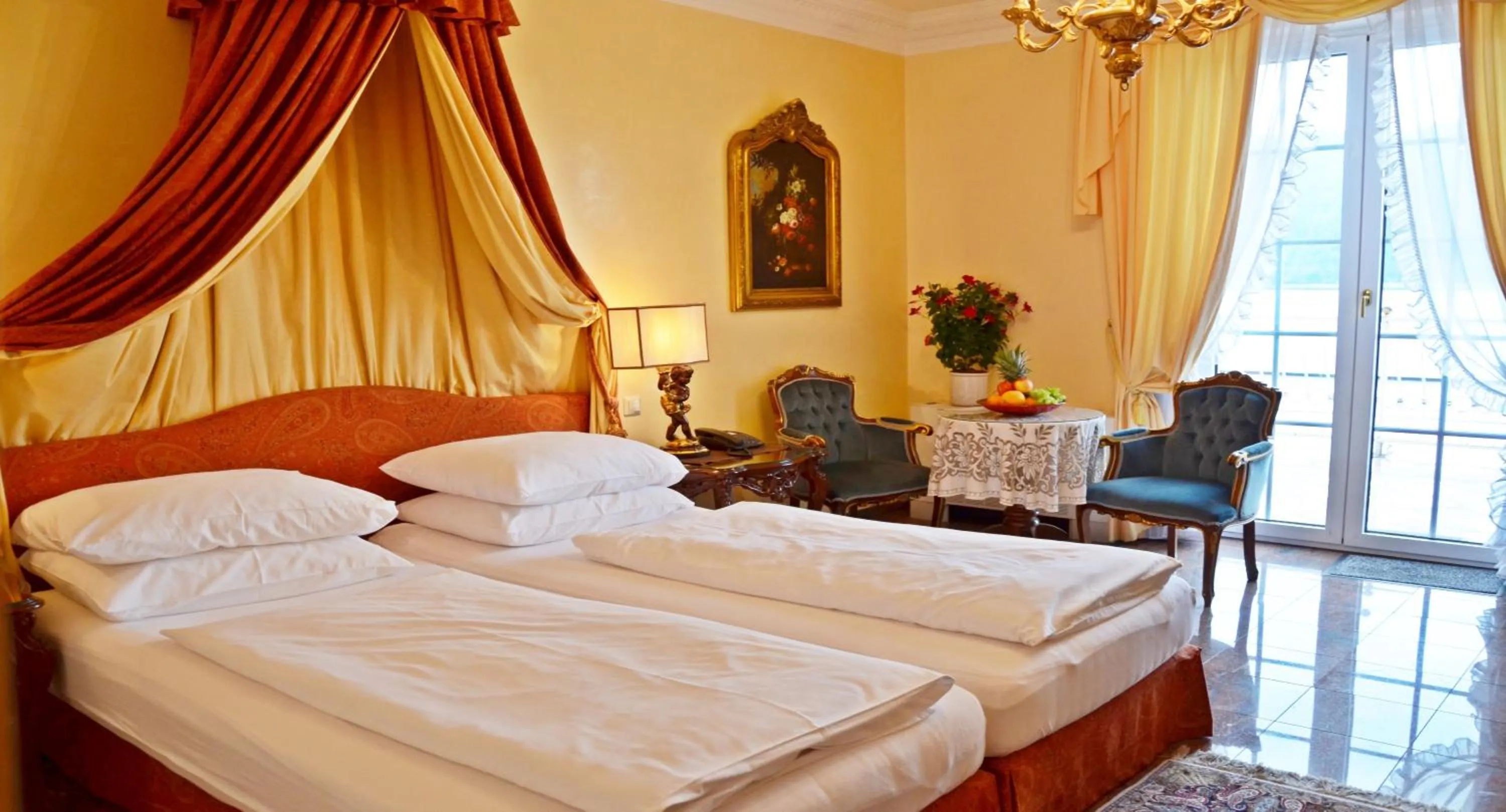 Day, Bed in Seehotel Porcia