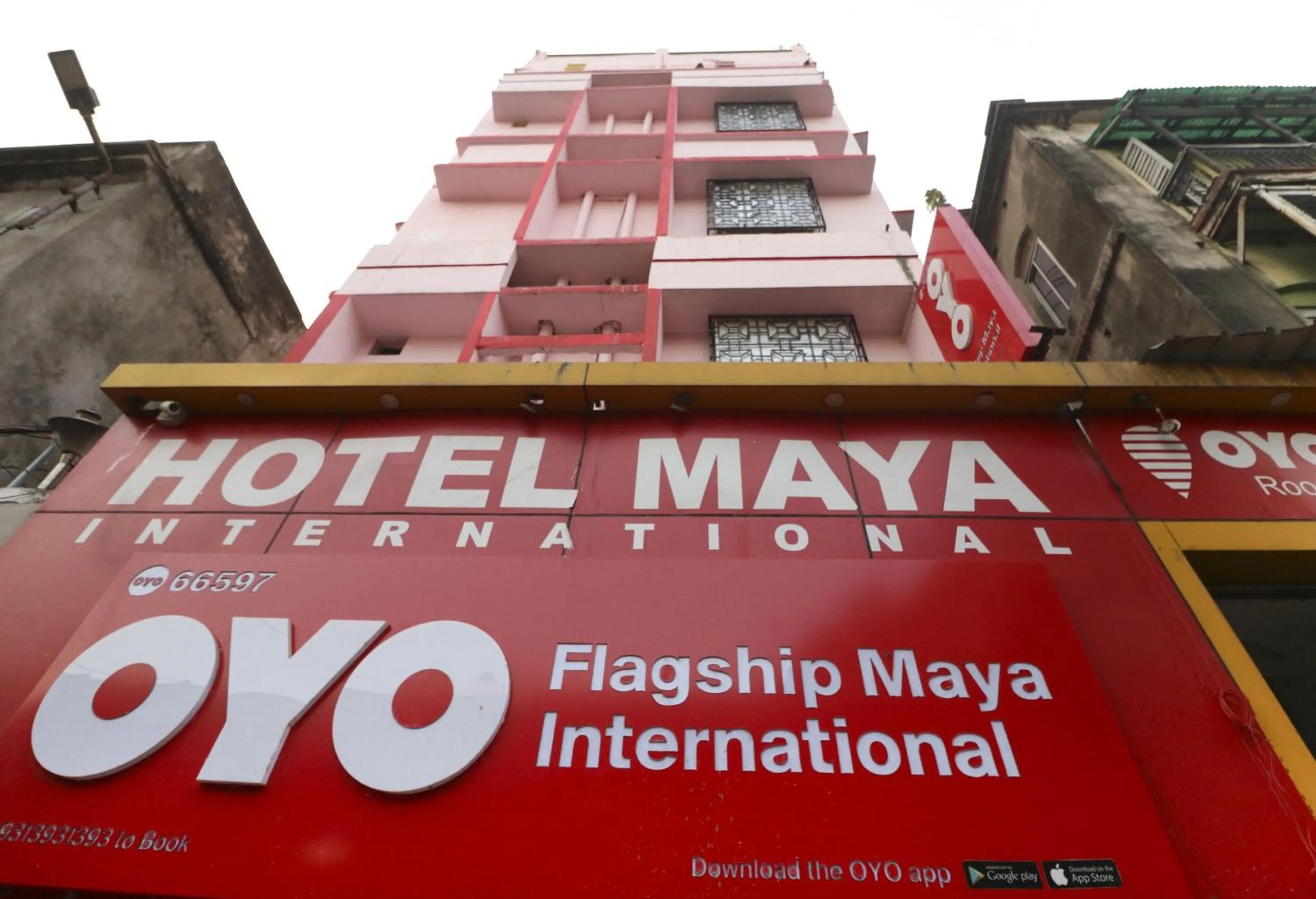 Facade/entrance in Hotel O Home Cozy Studio Collage Square Hotel Maya International Near St. Thomas's Church