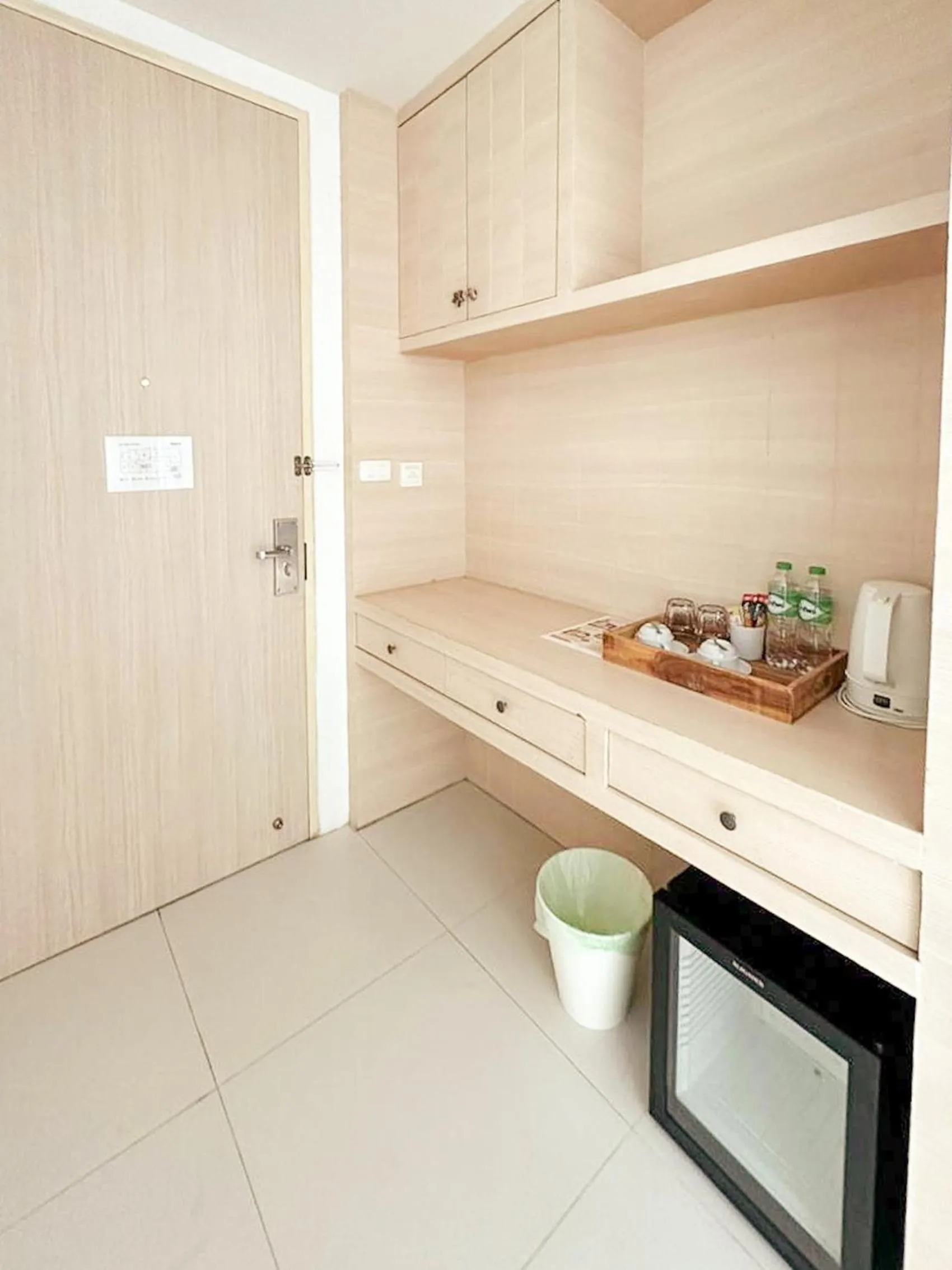 Coffee/tea facilities in Costa Beach Residence & Jacuzzi