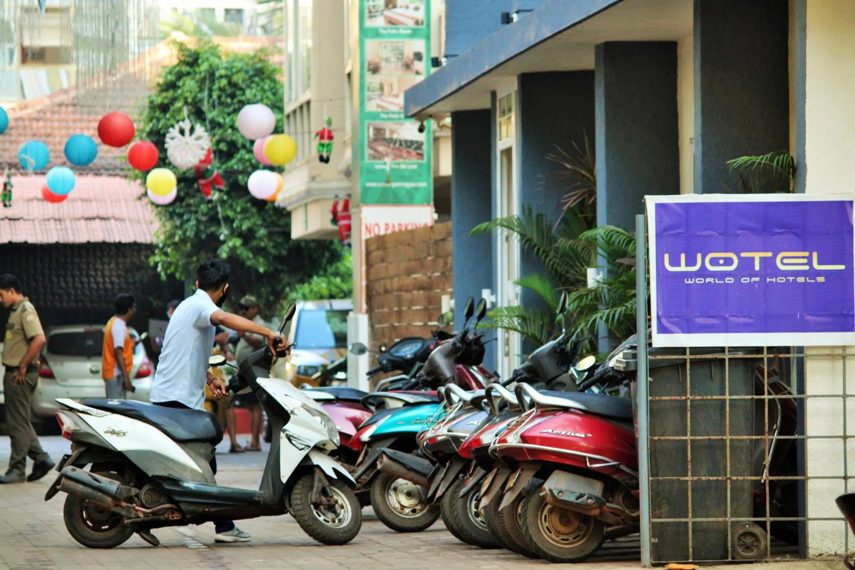 Parking in Wotel Calangute Goa